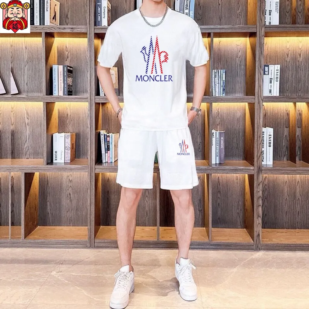 P280 Brand [MONCLER] 2025 new men’s short-sleeved shorts suit! Synchronous sales on the official website! High-end version on the market! It feels delicate and soft! Make you more comfortable to wear! The draped silhouette is awesome! Size: M-5XL (please state your height and weight when placing an order)