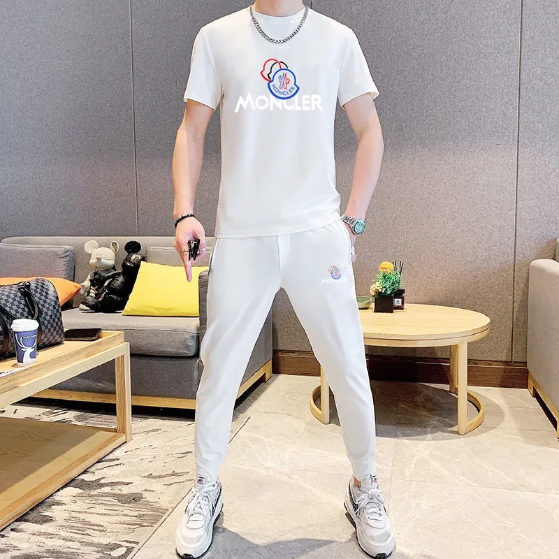 P330 [MONCLER Mouth Mouth] (Fat Man's Gospel) The same style as the 2025 official website. World-renowned luxury brand. Summer men's (double mercerized) high-quality 🐂 suit. It is made of imported original single fabrics. It is a fashion trend of the season and a versatile hit. Simple and elegant, precise workmanship allows you to be at the top of fashion. Size: M-5XL (can be worn up to 220 pounds)