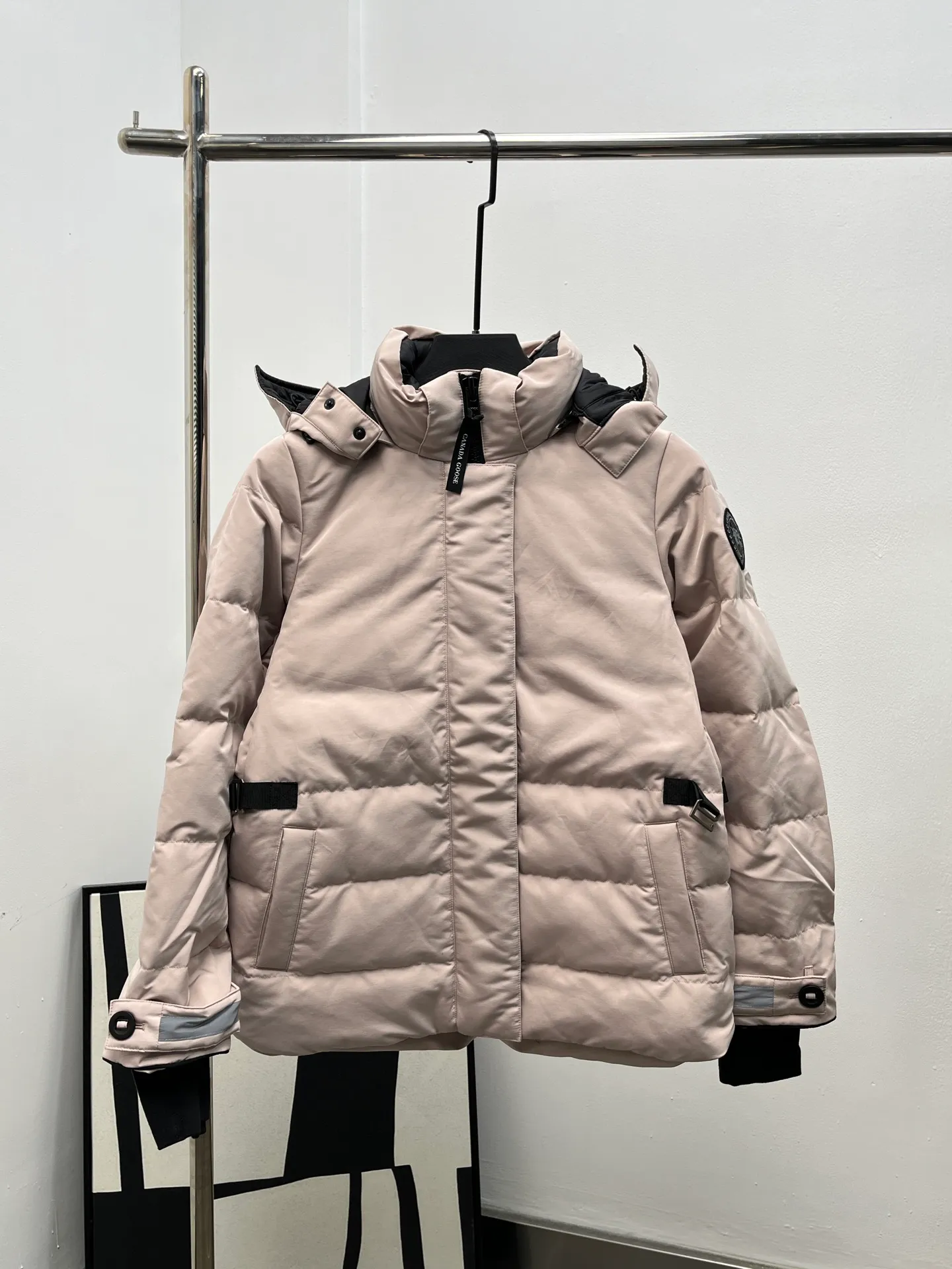 P1240 Top foreign trade Moncler 25-year early autumn and winter ski wear series, 90 white goose down filling, with customized belt, high-end quality