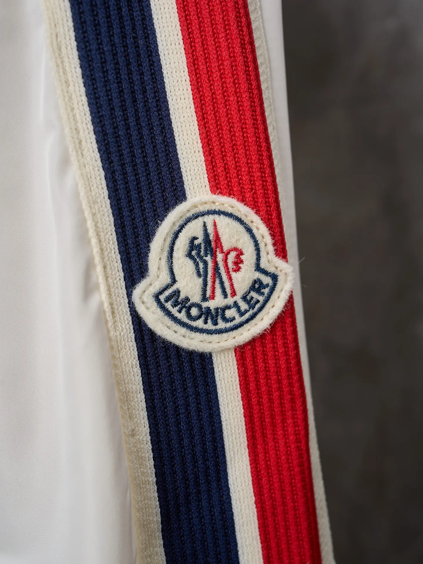 P540 Actual hanging auction] MONCLER/Maskled webbing trimmed light zipper jacket [Ready stock] 1 2 3 4