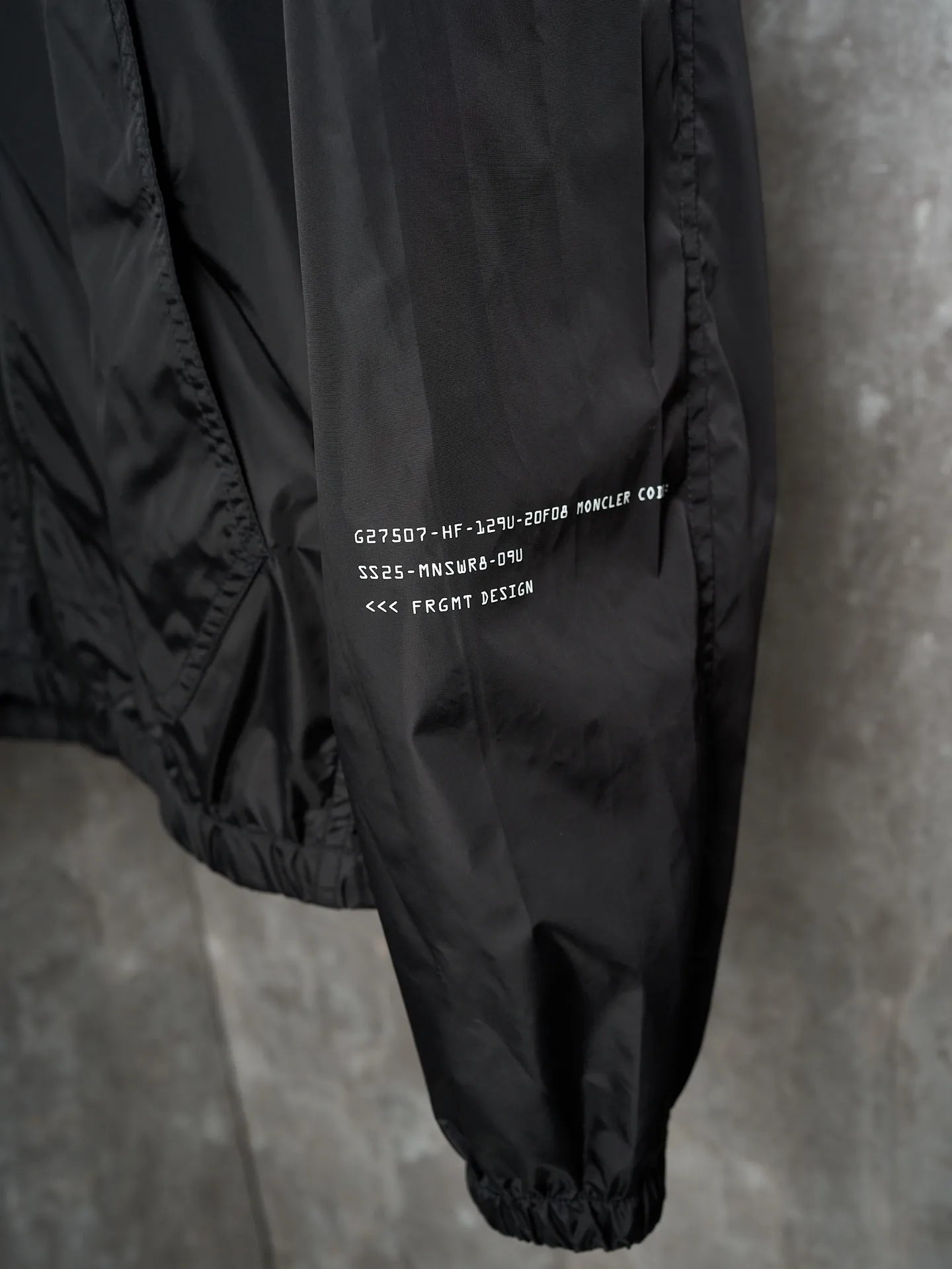 P480 Actual hanging auction] MONCLER/Mongolian × Hiroshi Fujiwara joint ultra-light jacket [Ready stock] 1 2 3 4