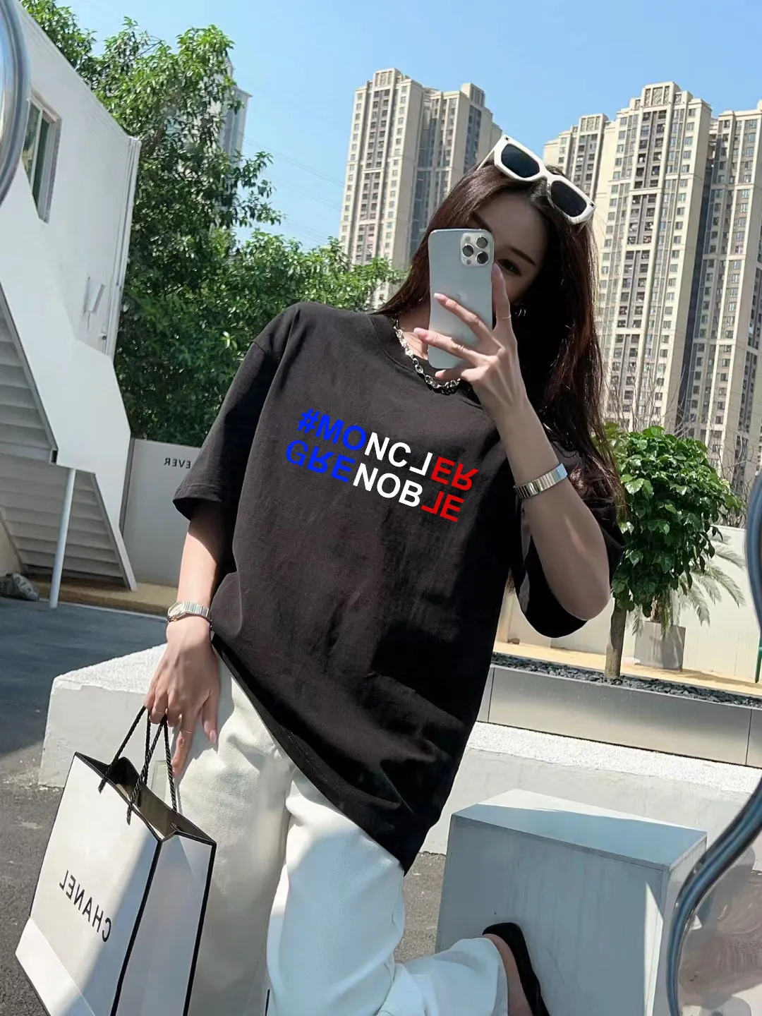 P140 🔥 [MONCLER] 2025FW short-sleeved T-shirt LOGO printing, high-end 26s double yarn 300g fabric, heavy fabric, custom stretcher rib, same vat and dye, complete three standards, same style for men and women, color: black, white, size: S M L XL 2XL