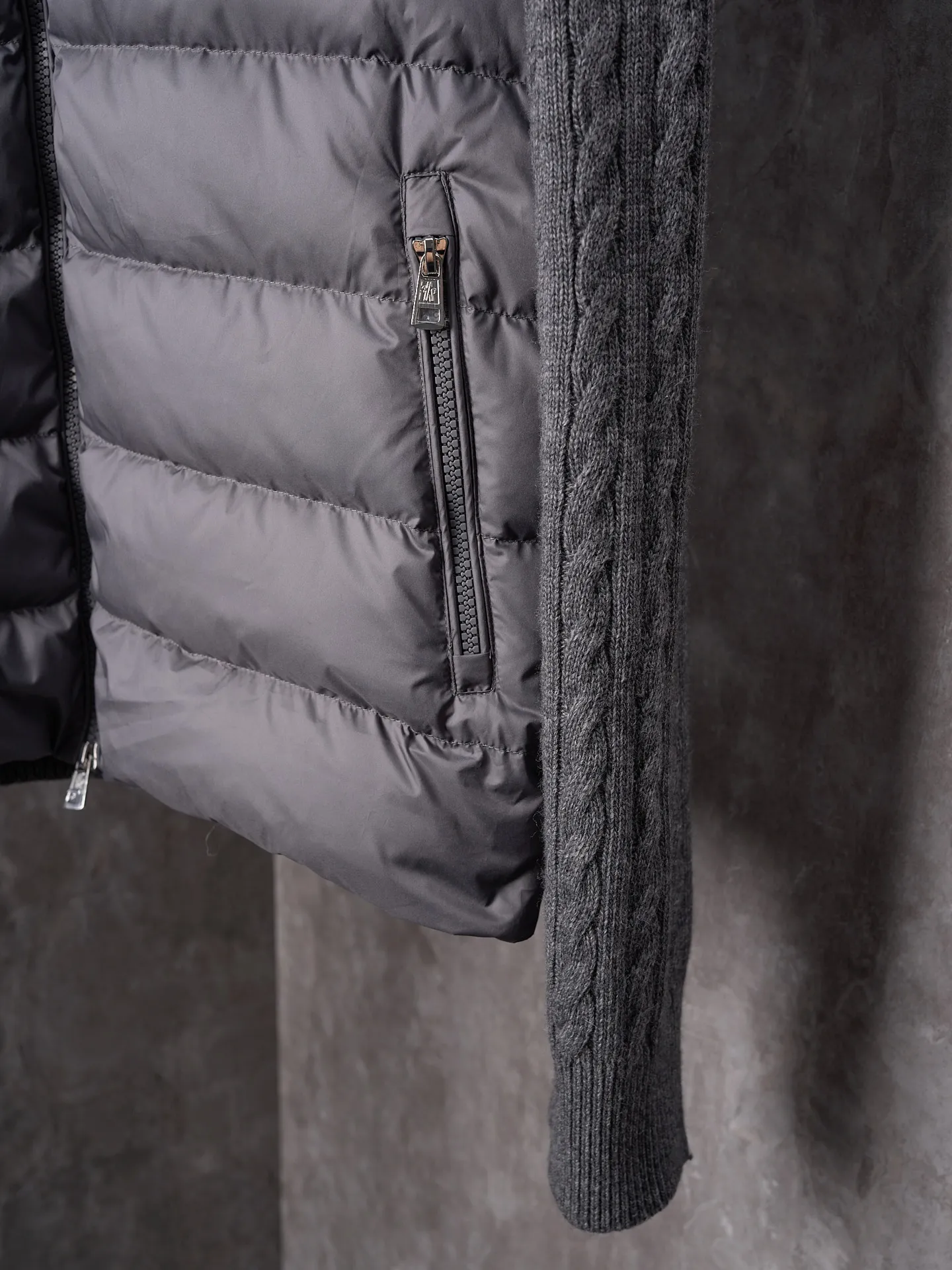 P780 Actual hanging auction] Moncler/Mask Classic Stand Collar Spliced ​​Wool Knitted Parallel Bar Armband Zipper Down Jacket [Ready Stock] S/1 M/2 L/3 XL/4