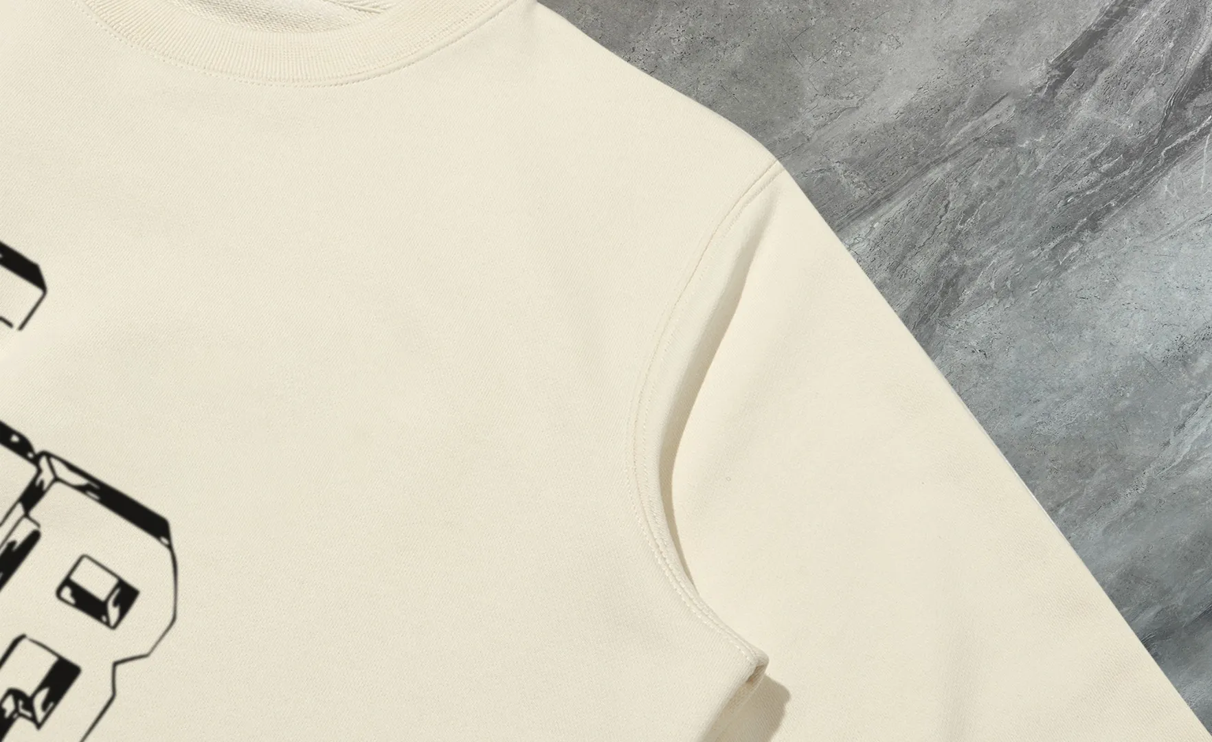 P210 High-version sweatshirt) [Long-term stock] 〖𝐌𝐎𝐍𝐂𝐋𝐄𝐑~Mask〗 Made of 440g heavy-weight fabric. It is different from the market currency. It can be matched with any variety and is properly handsome. 😎The whole dress is made of double waistcoats. The double waistcoats make the whole dress more three-dimensional. Not ordinary factories can do such fine work. 2025 Spring runway version of the T stage, on sale at the counter, round neck terry sweatshirt, high-end double-strand pure cotton, custom-made stretch ribs, dyed in the same vat, complete with three standards, matched with exquisite embroidered LOGO on the chest, simple and advanced, same style for men and women. Color: black, apricot, white, size: S M L XL 2XL