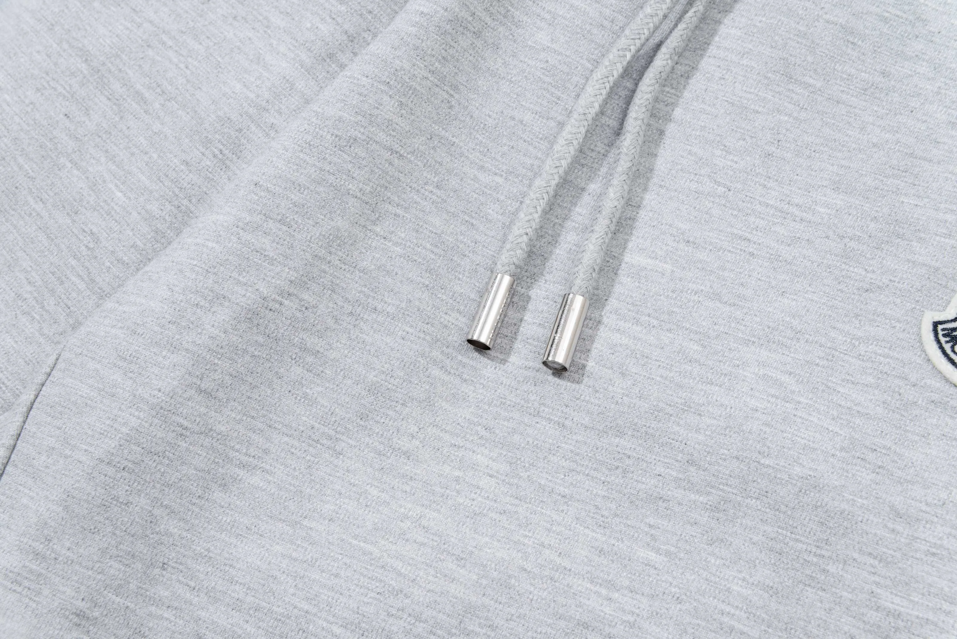 P270 MONCLER/muzzle Customized fabric suit casual sweatpants Simple side webbing splicing technology brand small chapter logo LOGO Official synchronization High version High quality Fashion personality Versatile trend Pure original quality Original fabric Hang tag Collar label Washed wheat Complete three standards Color: Black. Blue. Gray. Size: S-2XL