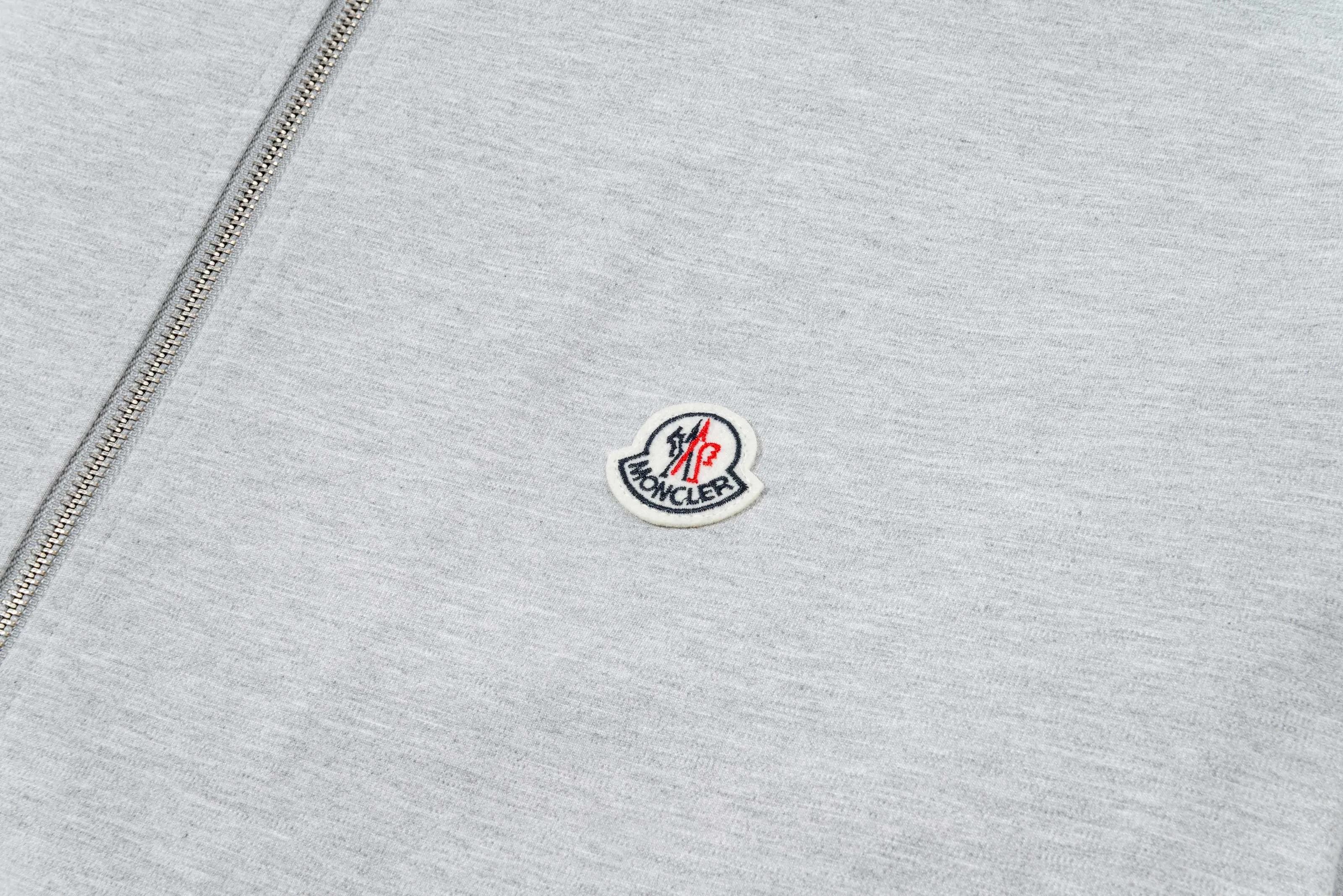 P270 MONCLER/muzzle Customized fabric suit casual sweatpants Simple side webbing splicing technology brand small chapter logo LOGO Official synchronization High version High quality Fashion personality Versatile trend Pure original quality Original fabric Hang tag Collar label Washed wheat Complete three standards Color: Black. Blue. Gray. Size: S-2XL