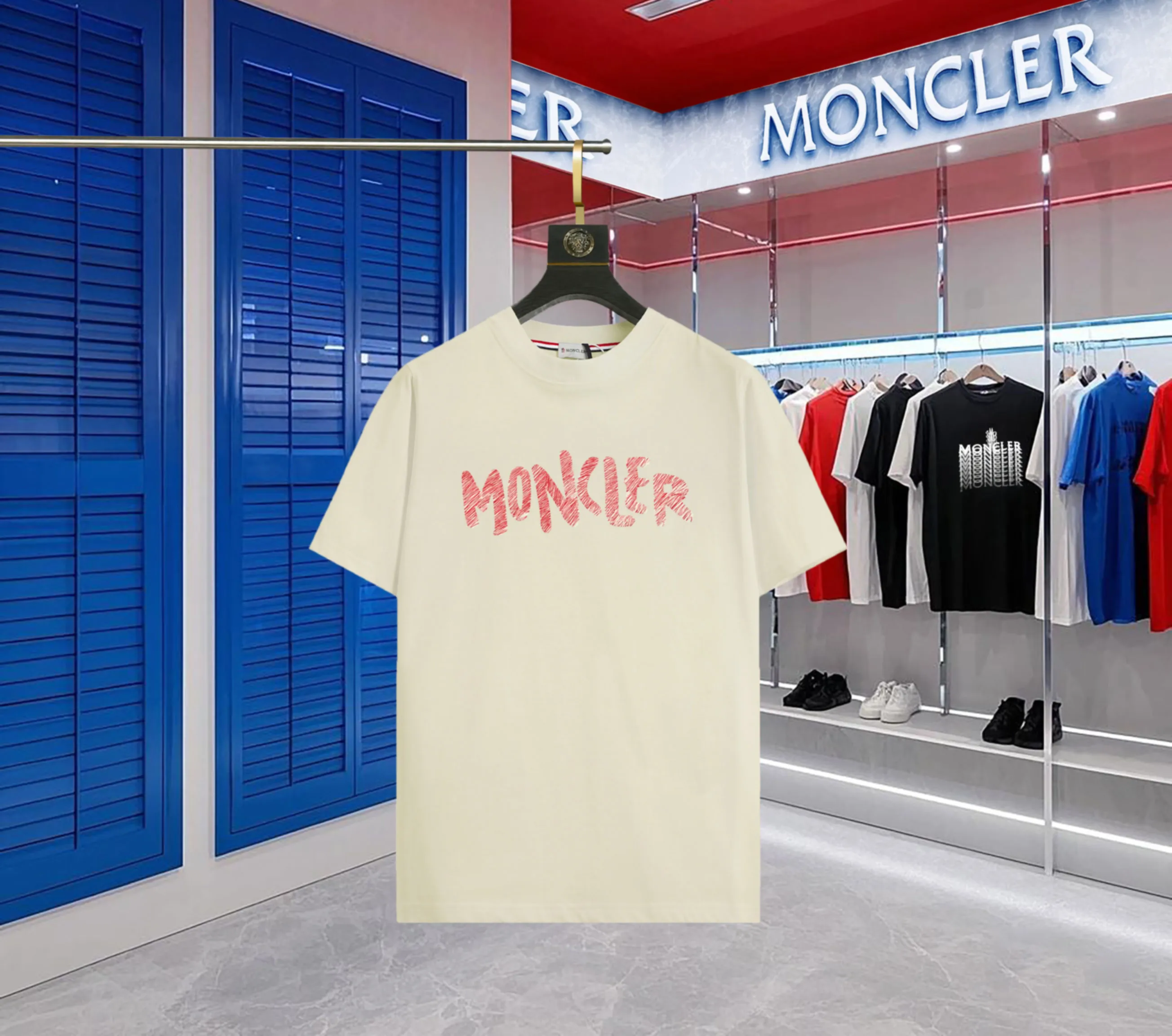 P140 💰Upgraded version "Mobile phone smart sensor ~ NFC chip armband ~ direct access to the official website for anti-counterfeiting" "Moncler ~ Mouth Mouth" 2025 new high-quality round neck short-sleeved T-shirt. The cuffs have imported embroidered labels. Customized dyeing, very comfortable to touch. Super versatile and good-looking short-sleeved. Complete with three labels. Non-market ordinary version. Feel free to compare. Quality is absolutely guaranteed! ‼ First of all, this original fabric is all custom-woven with 32-count double yarn fabric, 250G, and the weight is the same‼ Fine workmanship, double waistcoat method, double waistcoat method, double waistcoat method makes the whole dress more three-dimensional, which is not a craft that ordinary T-shirts can achieve🤪 Size: S-M-L-XL-2XL Color: black, white, apricot, same style for men and women