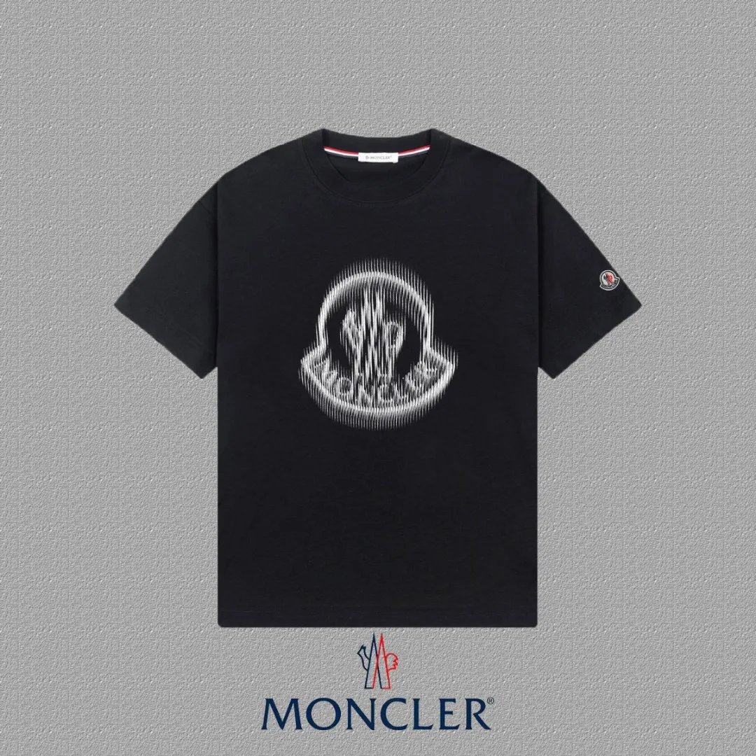 P140 🔥 [MONCLER] 2025FW short-sleeved T-shirt with badge + LOGO, high-end 26s double yarn 300g fabric, heavy fabric, custom stretcher rib, same vat and dye, complete three standards, same style for men and women, color: black, white, size: S M L XL 2XL