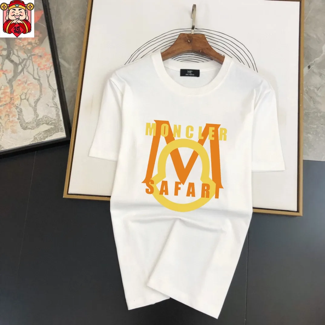 P280 Brand [MONCLER] 2025 new men’s short-sleeved shorts suit! Synchronous sales on the official website! High-end version on the market! It feels delicate and soft! Make you more comfortable to wear! The draped silhouette is awesome! Size: M-5XL (please state your height and weight when placing an order)