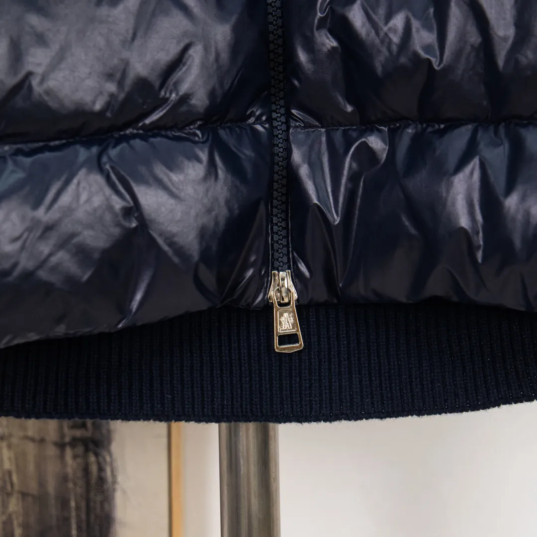 P760 💰zp version [Exclusive supply] Moncler Mouth 23 New Men's Thin Knitted Splicing Down Jacket Winter Regular Color: Blue Size: M L XL 2XL 3XL Number: MM10626