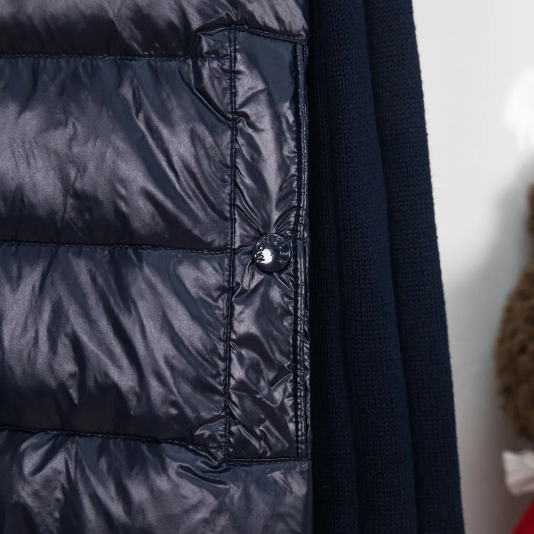 P760 💰zp version [Exclusive supply] Moncler Mouth 23 New Men's Thin Knitted Splicing Down Jacket Winter Regular Color: Blue Size: M L XL 2XL 3XL Number: MM10626