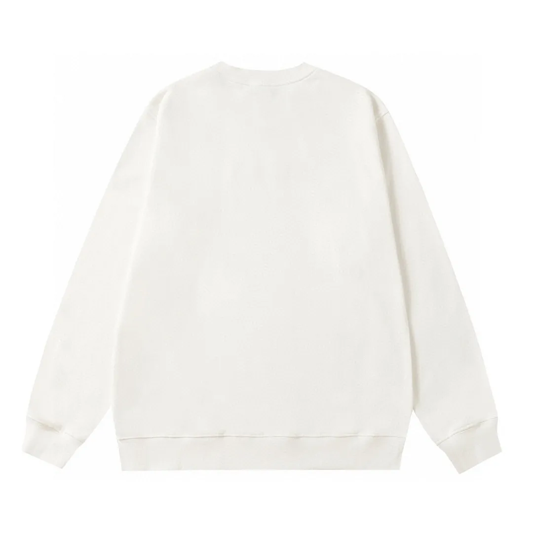 P210 Style No.: 854 〈MONCLER〉The price of the embroidered printed round neck sweatshirt with a hood is actually quite advantageous. Those who have been to the counters should know that the price of the hooded sweatshirt is not much cheaper than that of Gucci Burberry. It is just relatively low-key and unwilling to hype. It is a picture that you want to buy or not. The aloof existence... ✅460 grams of 100% pure cotton wool fabric OS version is too large ✅Combined with the original high weight double yarn thread ✅Correct three-needle and five-thread craftsmanship Chain edge Color: Black White Size S M L