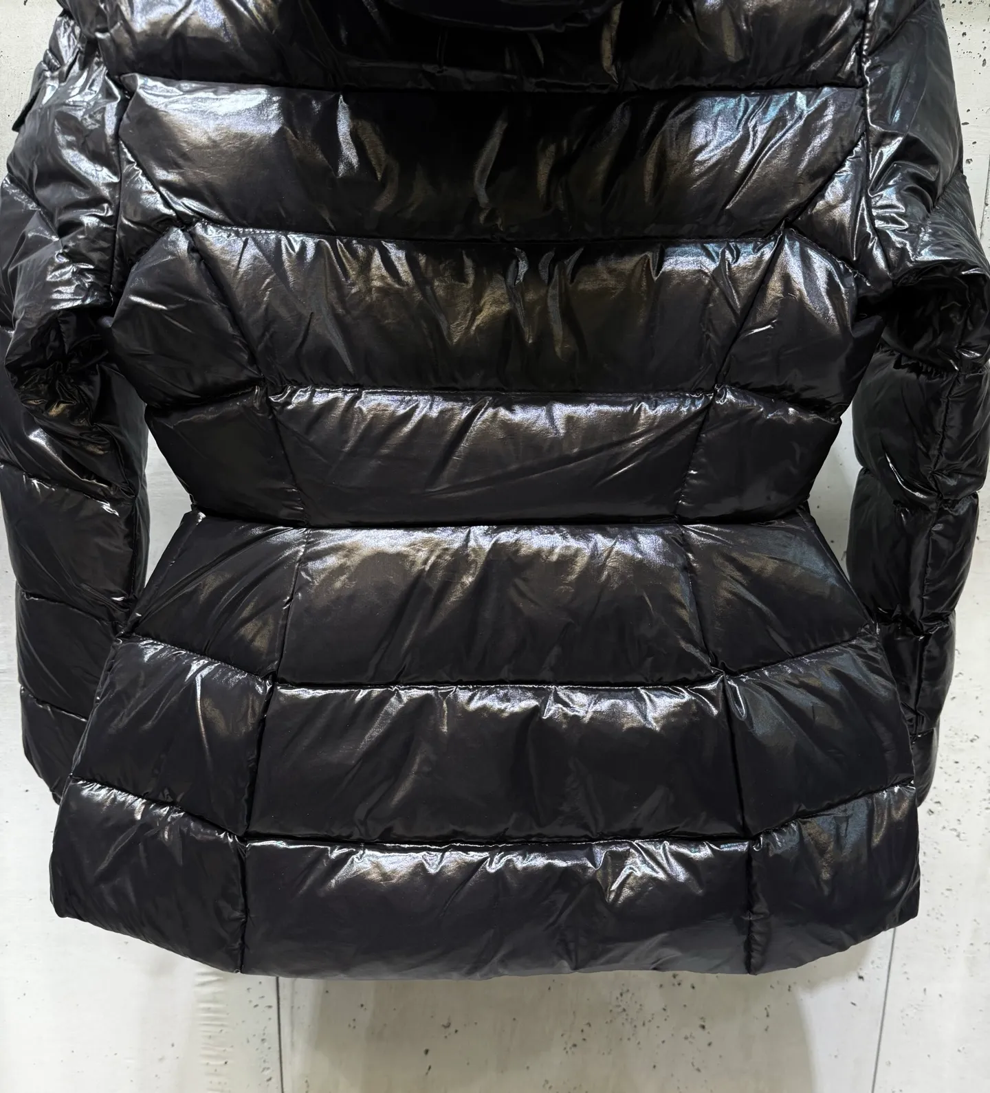 P920 Women's Moncler FW24 Barante short waist silhouette zipper long-sleeved down jacket Color: light pink off-white black Size: 0 1 2 3