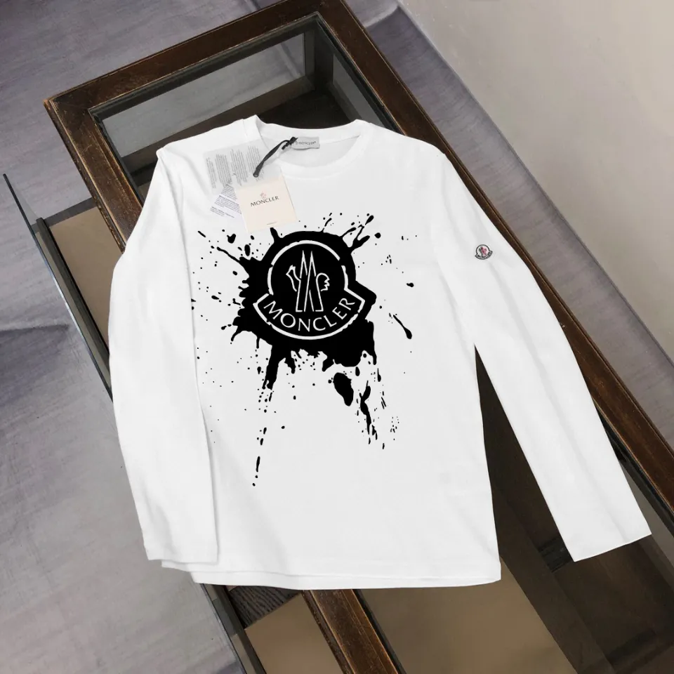P180, a non-off-the-shelf model, you can trust it. Moncler printed long-sleeved T-shirt, 240g breathable cotton fabric, very soft and comfortable texture, does not shrink, does not deform, does not ball), can be worn alone as a base layer. Original customized accessories, collar label, care mark, hangtag, packaging (perfect details) Color: White Black Size: XS S M L