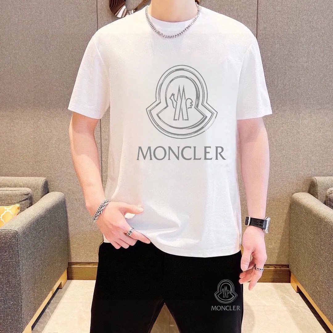 P290 Brand [MONCLER] 2025 new men’s short-sleeved shorts suit! Synchronous sales on the official website! High-end version on the market! It feels delicate and soft! Make you more comfortable to wear! The draped silhouette is awesome! Size: M-5XL (please state your height and weight when placing an order)