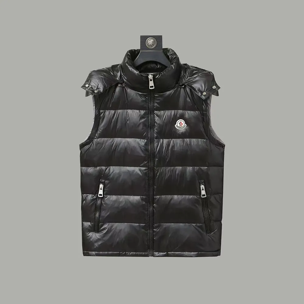 P840 MONCLER/Mask "Official website same style with classic embroidered small label" Hooded down vest - Fabric: National standard 90 white duck down jacket, made of polyester fiber fabric. Comfortable and warm, perfect appearance, good bulk recovery after compression, heat-containing warmth, complete three standards, original fabric, official same style, different from ordinary version on the market - Color: black - Size: M L XL XXL XXL XXXL - Purchase the original mold and create it with a full set of customized accessories. Details determine success or failure.  - Accessories: The original accessories are complete with one to one and three standards, os off-shoulder version, same style for men and women, official website quality - no gender distinction, same style for men and women