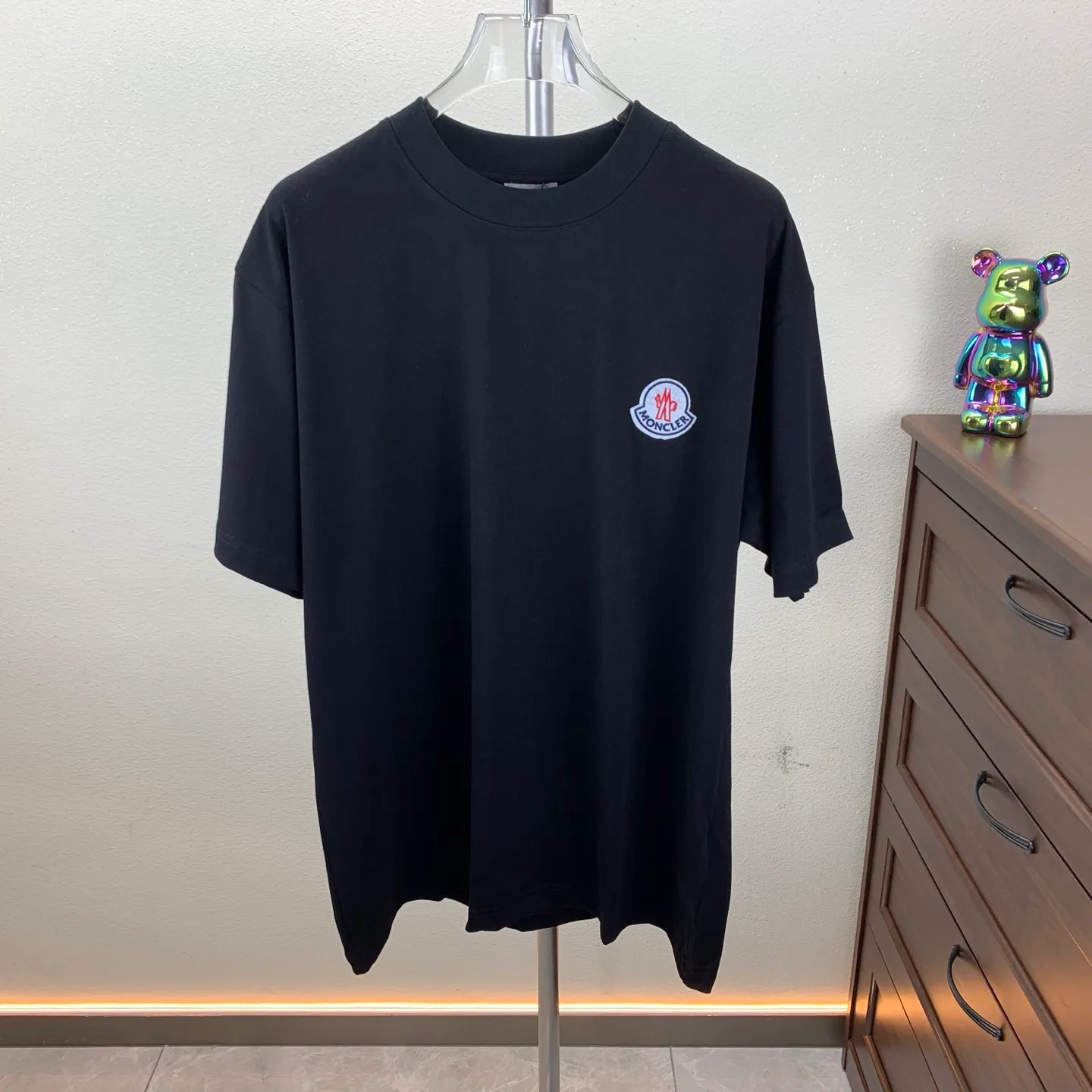 P170 MONCLER 2025 spring and summer new model, trendy hollow patch embroidery, round neck short-sleeved T-shirt, fashionable men and women, S M L XL XXL five sizes black white
