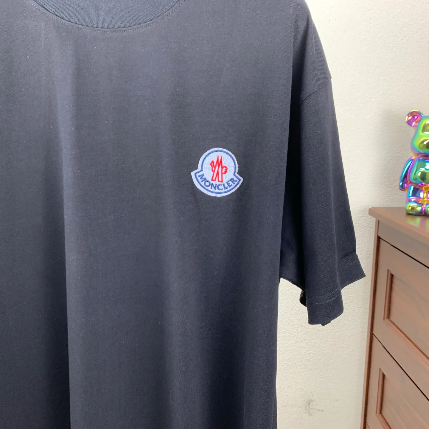 P170 MONCLER 2025 spring and summer new model, trendy hollow patch embroidery, round neck short-sleeved T-shirt, fashionable men and women, S M L XL XXL five sizes black white