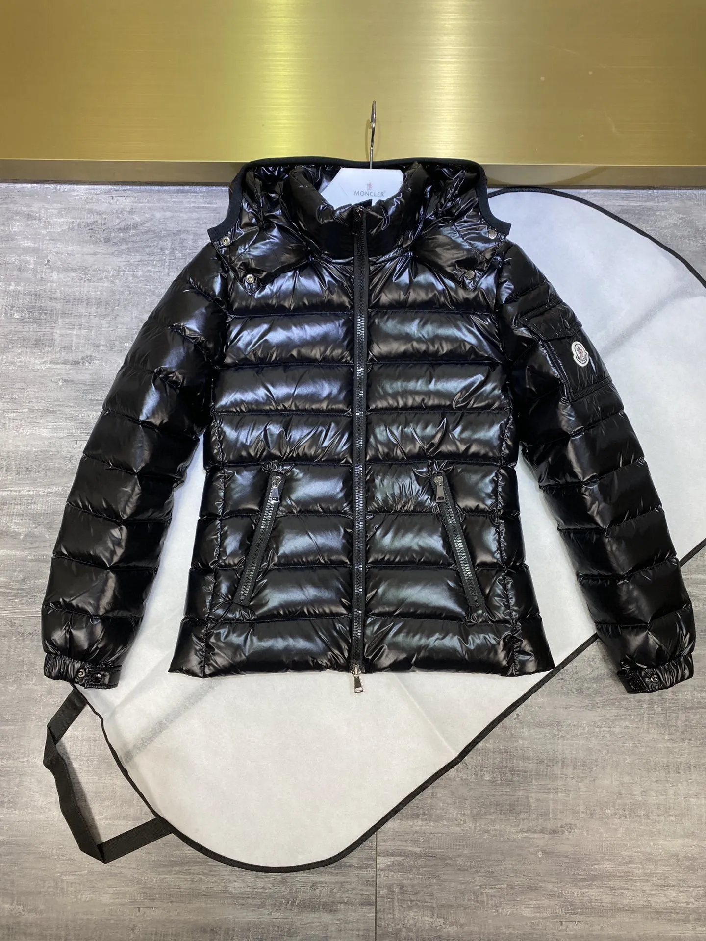 P720 Monc1er/Mask Baby series Faye Wong's same style women's short down jacket Popular classic Star Faye Wong's same style moncler women's short down jacket baby series black 12345