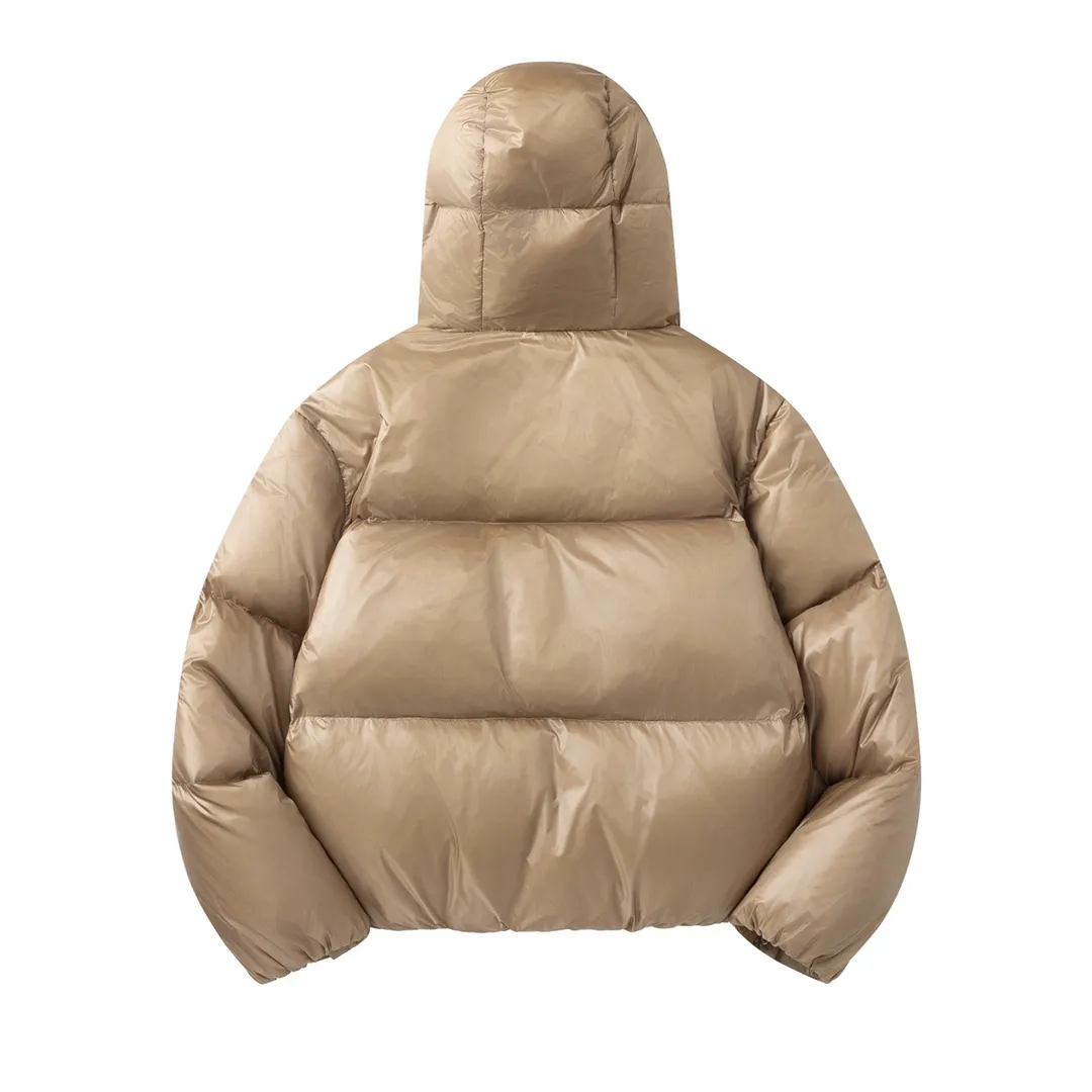 P920 with dust bag) Moncler/muzzle 24ss short bread hooded down jacket, the latest style, lightweight longue saison nylon down jacket, dist certified, quilted design, dropped shoulder design, drawstring hood, sleeves with invisible snap buttons that can be worn as a cloak. Filled with 90 national standard goose down, complete with three standards, the upper body effect is super good-looking. Color: black camel Size: 0/1/2