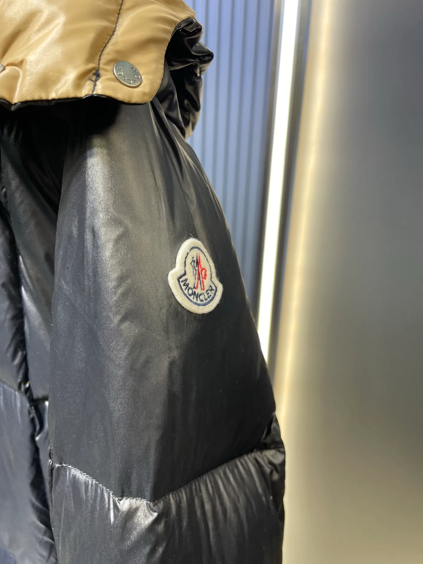 P900 moncler 🌟Co-branded down jacket, special grade, original customized hardware accessories, all imported and original customization, welcome to compare, absolutely high quality, using top-grade 90 white duck down, super soft, full and fluffy, super heavy-duty, fabric workmanship, perfect version, note that the fabric is super comfortable, exclusive model, non-market product, size: 0123