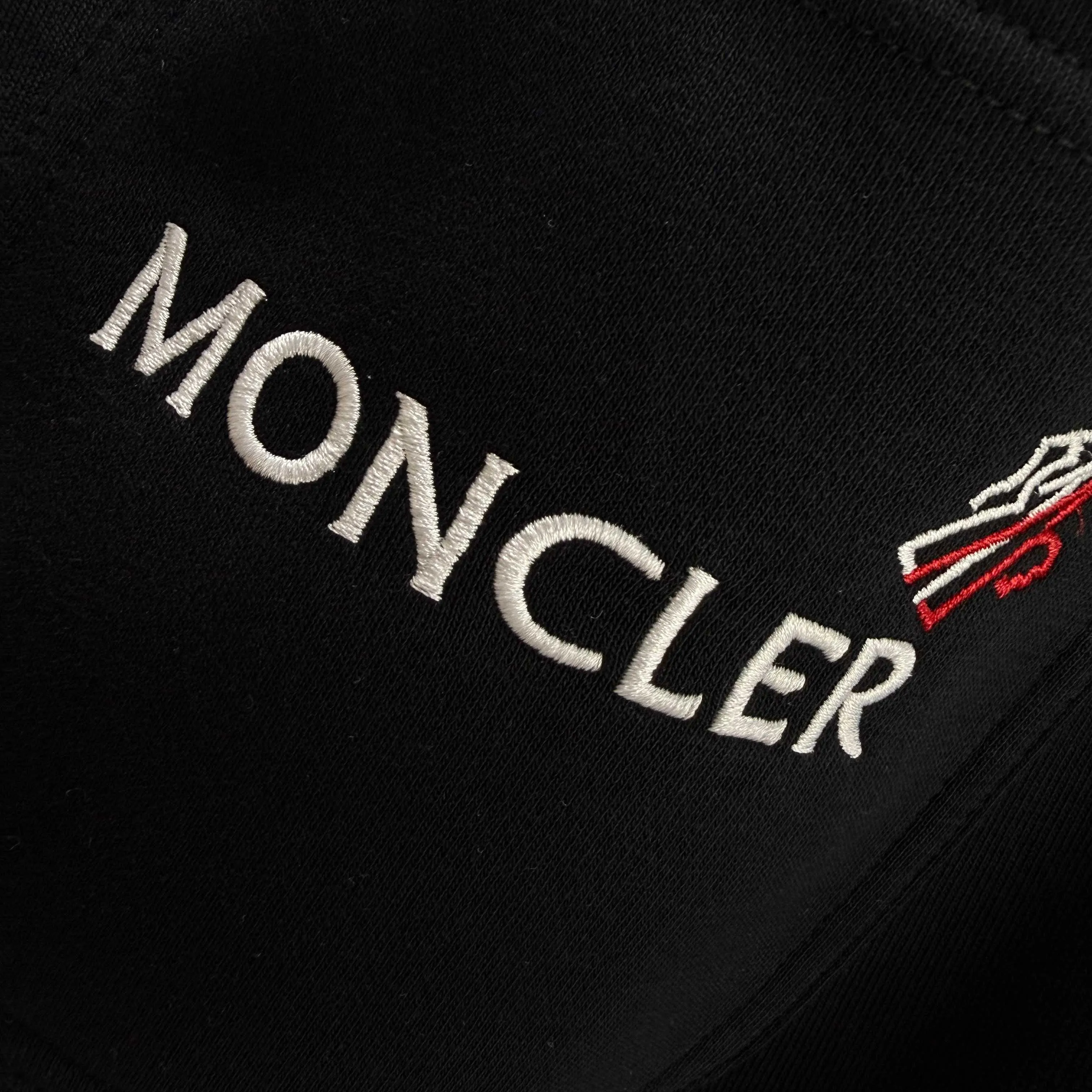 P310 MONCLER* Mouthless 2025 new autumn embroidered classic flat-legged casual sweatpants, same style for men and women. The fabric is made of 380g high-density double-sided Chinese custom fabric. No deformation, no shrinkage, three-dimensional drape. Color: black, navy blue, size: M-XXXL