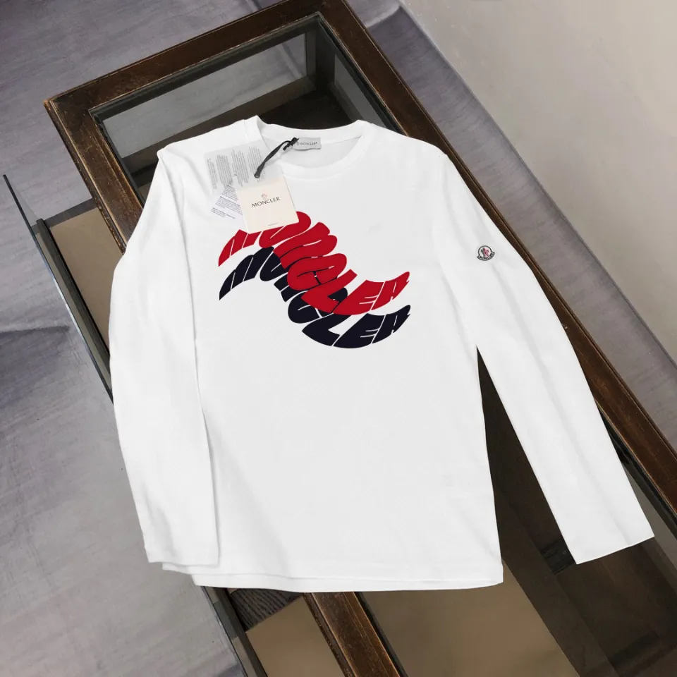 P180, a non-off-the-shelf model, you can trust it. Moncler printed long-sleeved T-shirt, 240g breathable cotton fabric, very soft and comfortable texture, does not shrink, does not deform, does not ball), can be worn alone as a base layer. Original customized accessories, collar label, care mark, hangtag, packaging (perfect details) Color: White Black Size: XS S M L