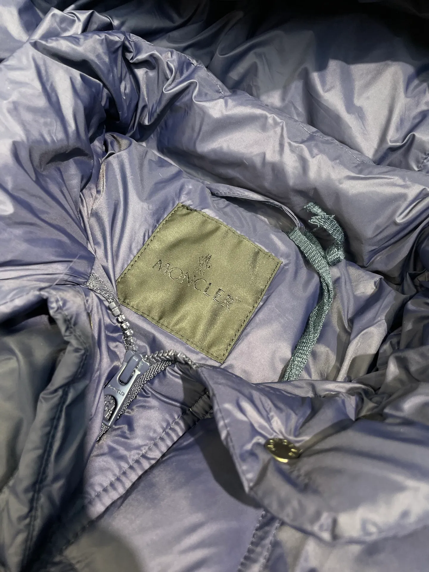 P900 Moncler🌟Moncler