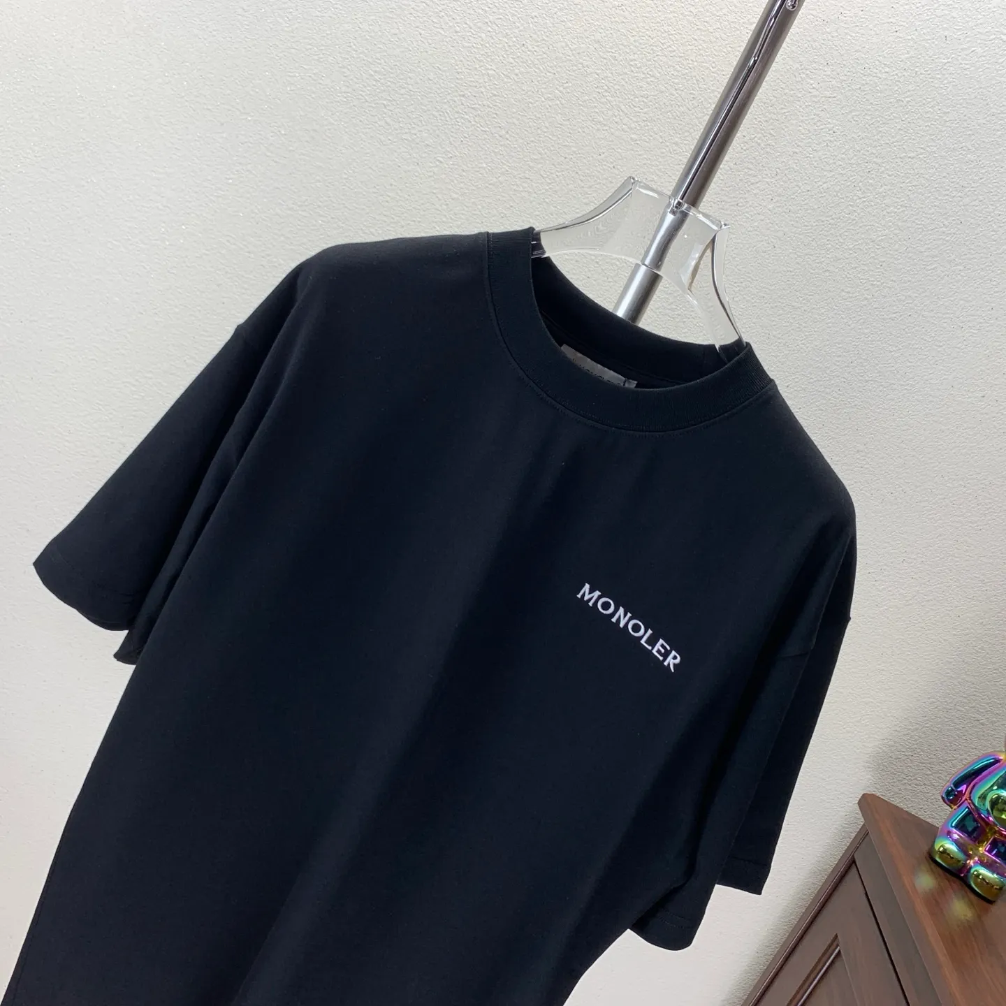P180 MONCLER 2025 spring and summer new style, personalized denim embroidery, round neck short-sleeved T-shirt, fashionable men and women, S M L XL XXL five sizes black white