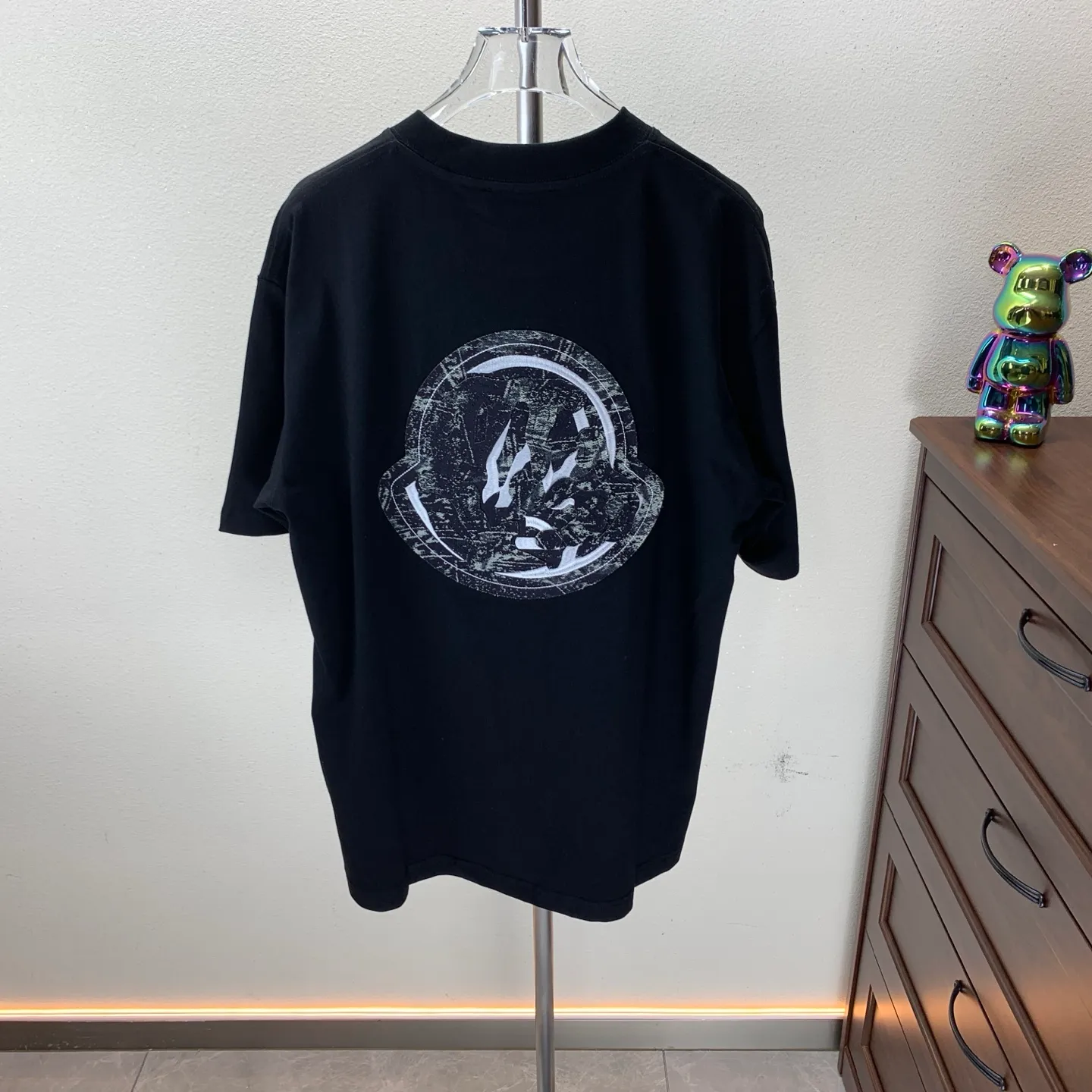 P180 MONCLER 2025 spring and summer new style, personalized denim embroidery, round neck short-sleeved T-shirt, fashionable men and women, S M L XL XXL five sizes black white