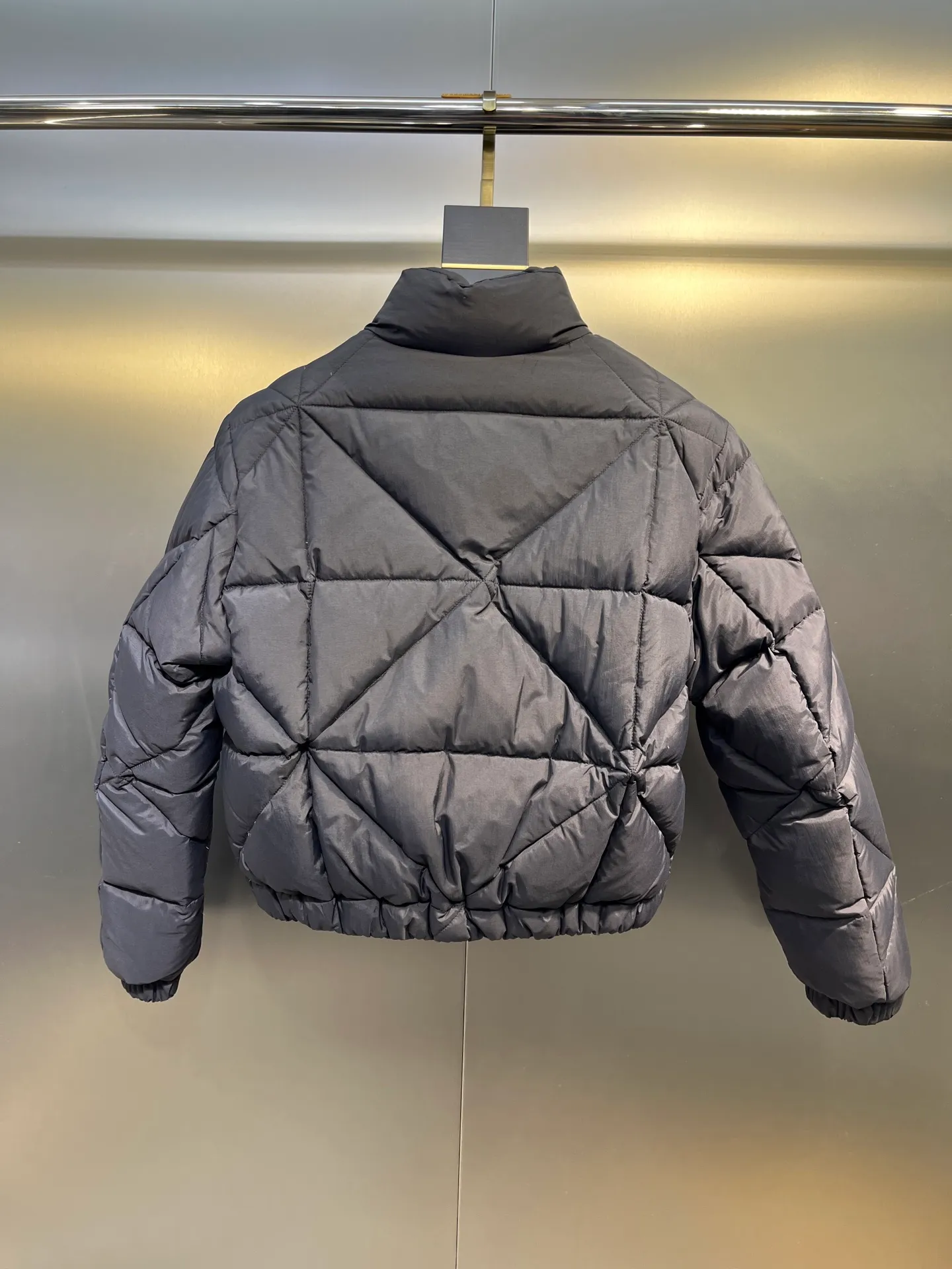 P860 moncler 🌟Highest quality Moner 2025 Autumn and Winter New Anafi Women's Diamond Quilted Short Down Jacket Color: Black Pink Size: 0123
