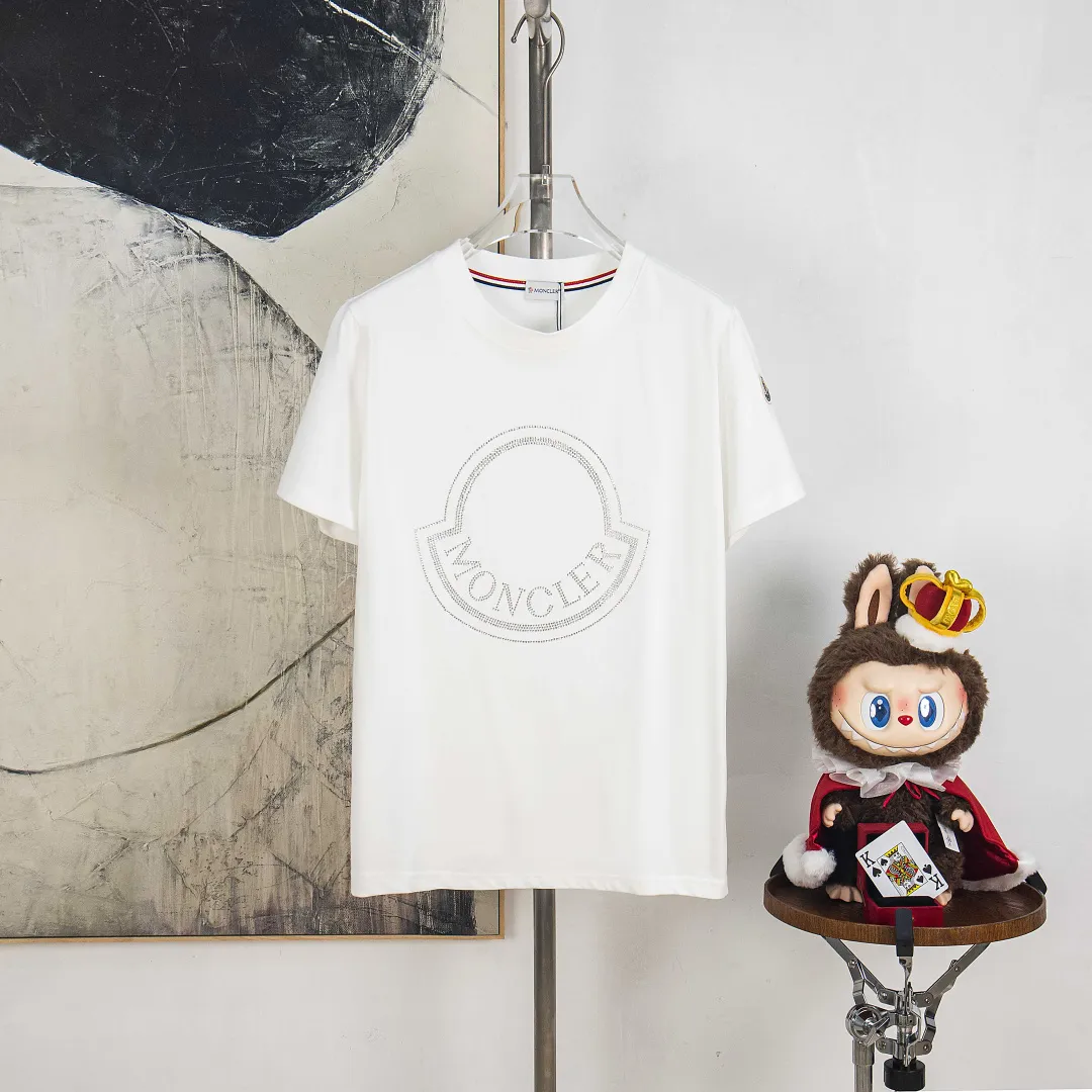 P190 💰 zp version [exclusive supply] MONCLER/muzzle 300g round neck short-sleeved T-shirt brand classic hot diamond letter LOGO embossing process official synchronization high version high quality fashion personality versatile trend pure original quality original fabric hang tag collar label washed wheat complete three standards color: black. white. size: S M L XL XXL number: WS10028