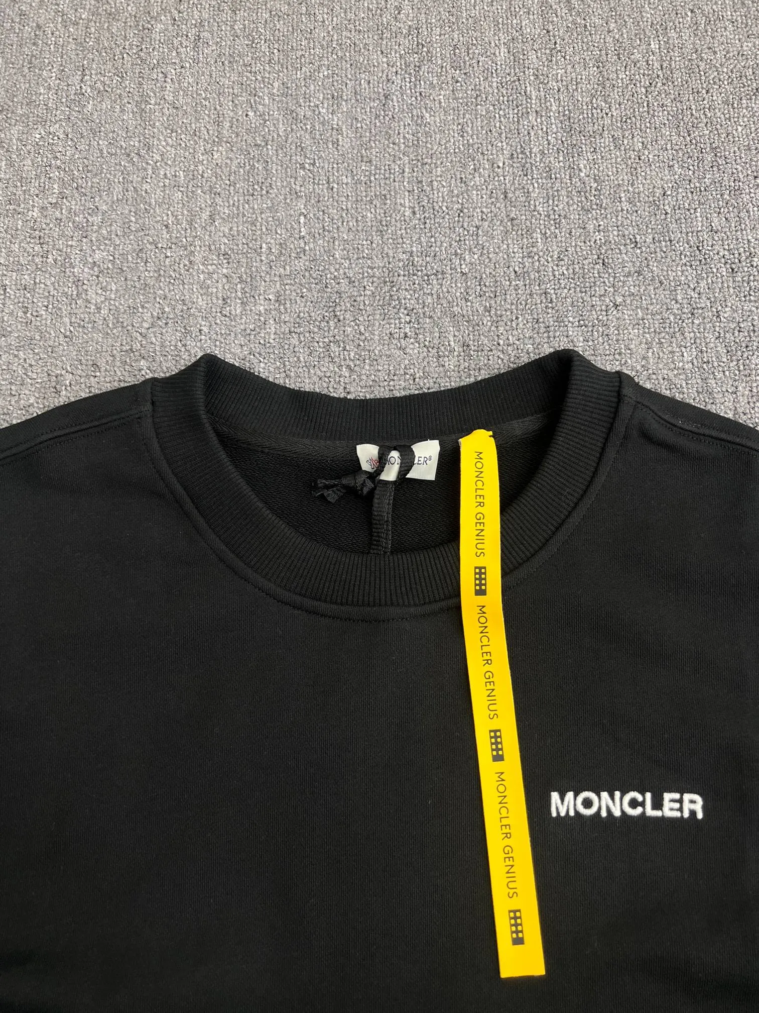 P390 Moncler masked letter embroidery printed round neck sweatshirt S/M/L/XL