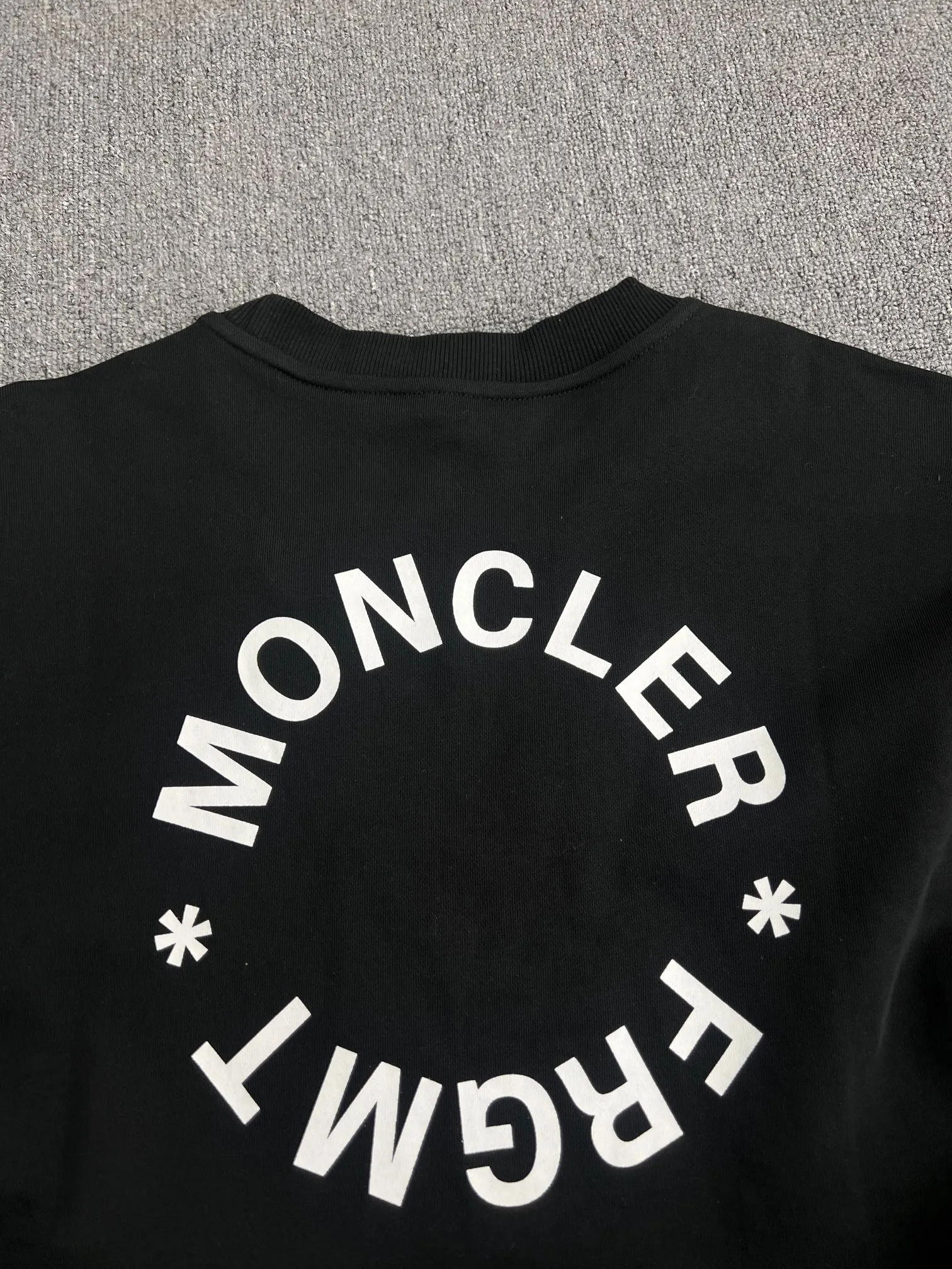 P390 Moncler masked letter embroidery printed round neck sweatshirt S/M/L/XL