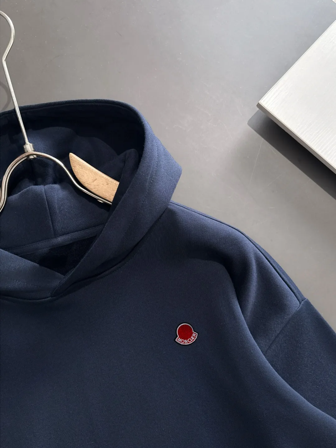 Next day shipping P720 MONCLER/Mongolian high quality 2025 autumn and winter new casual heavy industry hooded suit exclusively developed by yb! High quality production! The top version of the trading company channel order, external orders for imported custom fabrics, high breathability and comfort, impeccable details, absolutely worth buying! This type of suit is also a must-have for lazy people. You don’t have to think about how to match it, you can just get it in one set! Brand element design concept, delicate and soft feel! It presents a casual cut and the upper body shape is great! On sale simultaneously on the official website! From a high-end men's positioning brand, the low-key luxury taste is irresistible! Exquisite workmanship and impeccable quality! The overall style is simple, fashionable and timeless, fully meeting the requirements of stylish and tasteful dressing! Sizes: S to XXL (or state your height and weight when placing an order)