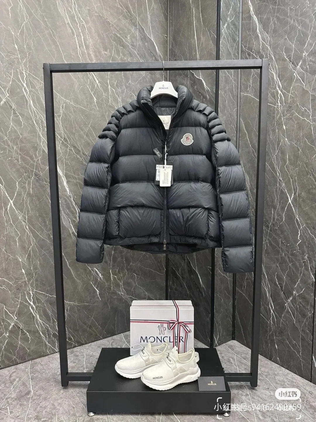 P980 Moncler. Mouthless✗Ruixi joint down jacket I would like to call it the handsome ceiling, black white, size 01234