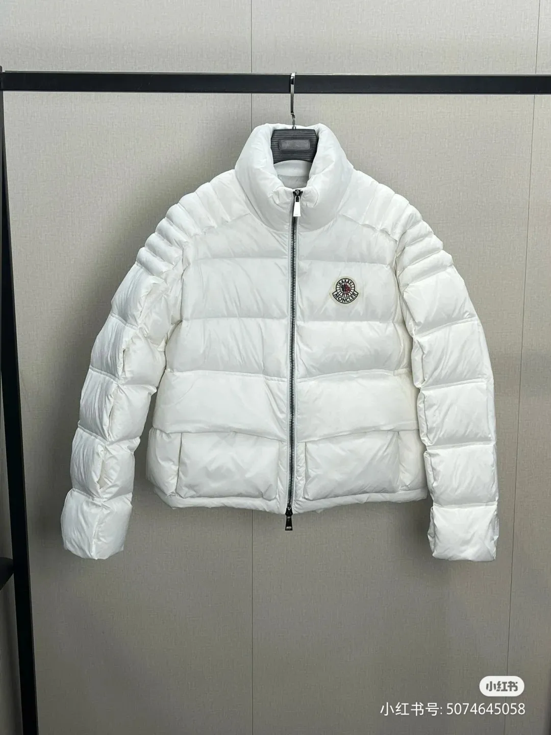 P980 Moncler. Mouthless✗Ruixi joint down jacket I would like to call it the handsome ceiling, black white, size 01234