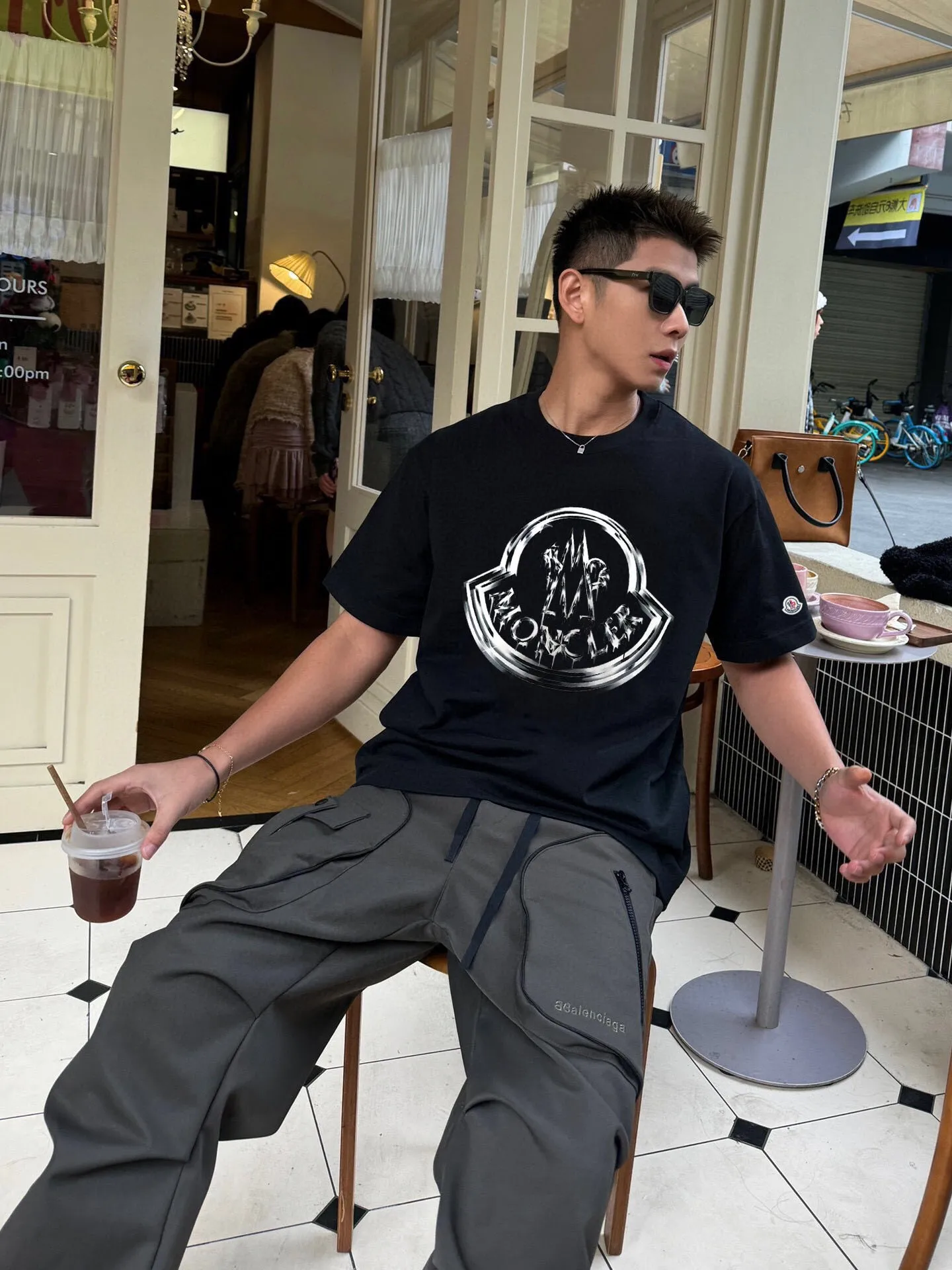 P160 MONCLER official short-sleeved T-shirt 2024 spring and summer new heavy industry printing original imported customized 260g double yarn pure cotton high-density threaded same vat dyed fabric loose version super versatile very suitable for both men and women must-have color: black white code number: S M L XL