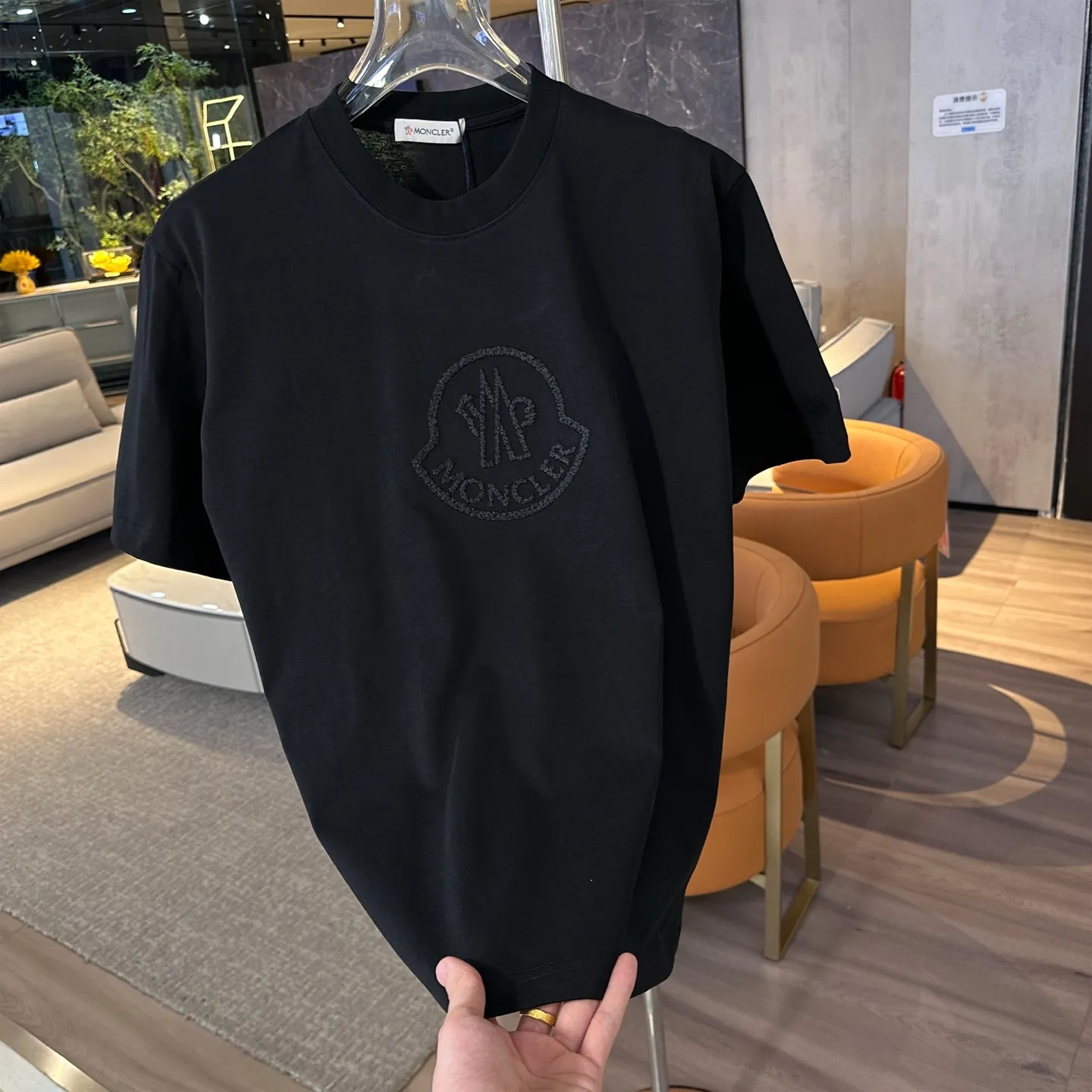 P190 🌸 Moncler 25ss new men's round neck short-sleeved T-shirt, high version, high quality, 270g🔥 Selection of high-quality high-end fabrics, fine workmanship, unique design, produced by OEM, very classy when given as a gift, breathable, comfortable to the touch, color: picture color code number S, M, L, xL, xxL