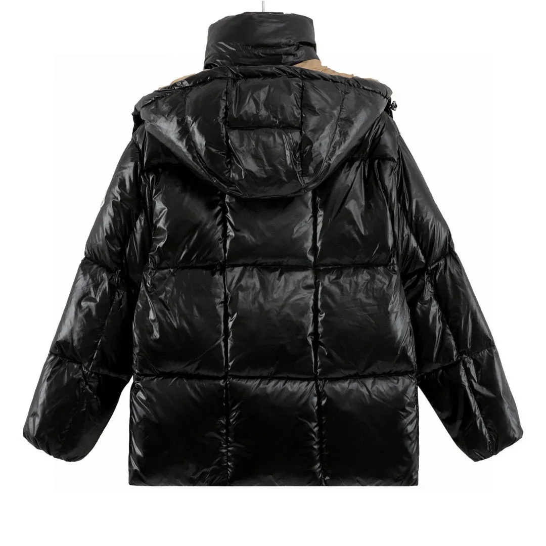 P740 Moncler muzzle bread down jacket, tail stock from trading company, is different from any version on the market. Made of 90% velvet + 10% feathers. The best down is selected. It is very light, slender and soft. It is the opposite of the color of winter solid down jacket. All zippers are specially customized. YKK authentic zippers imported from the United States. The ribbon slider is printed with the muzzle logo. It is by no means comparable to the products from small factories in the market. The arm flocking terry embroidery patches are decorated with classic logo patterns. The towel embroidery feels soft and smooth. The entire shape is cut by laser, which brings a different sense of freshness. Every detail is quite heavy-duty. The fabrics, accessories and overall clothing are perfectly restored. Style number: A81# Color: black Size: 0 1 2 3