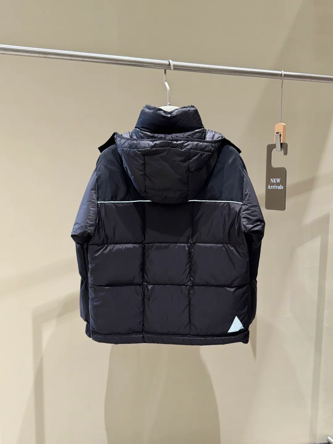 P1700 𝑴𝒐𝒏𝒄𝒍𝒆𝒓｜Moncler/Moncler 25𝒔𝒔 Albiez double fabric splicing with reflective strips limited ski wear light luxury fashion multifunctional down jacket for men and women #T39# 𝑺𝒊𝒛𝒆：𝟭# 𝟮# 𝟯# 𝟰# 𝟱# Product color: black