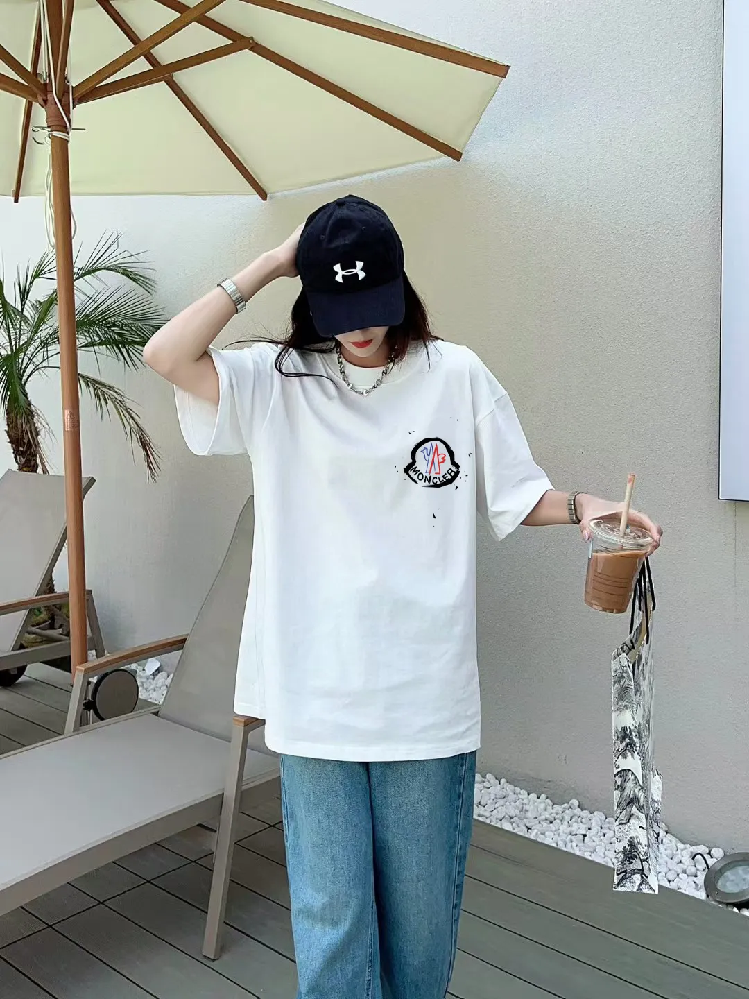 P140 [MONCLER] 2025FW short-sleeved T-shirt with badge + LOGO, high-end 26s double yarn 300g fabric, heavy fabric, custom stretcher rib, same cylinder and dye, complete three standards, same style for men and women, color: black, white, size: S M L XL 2XL