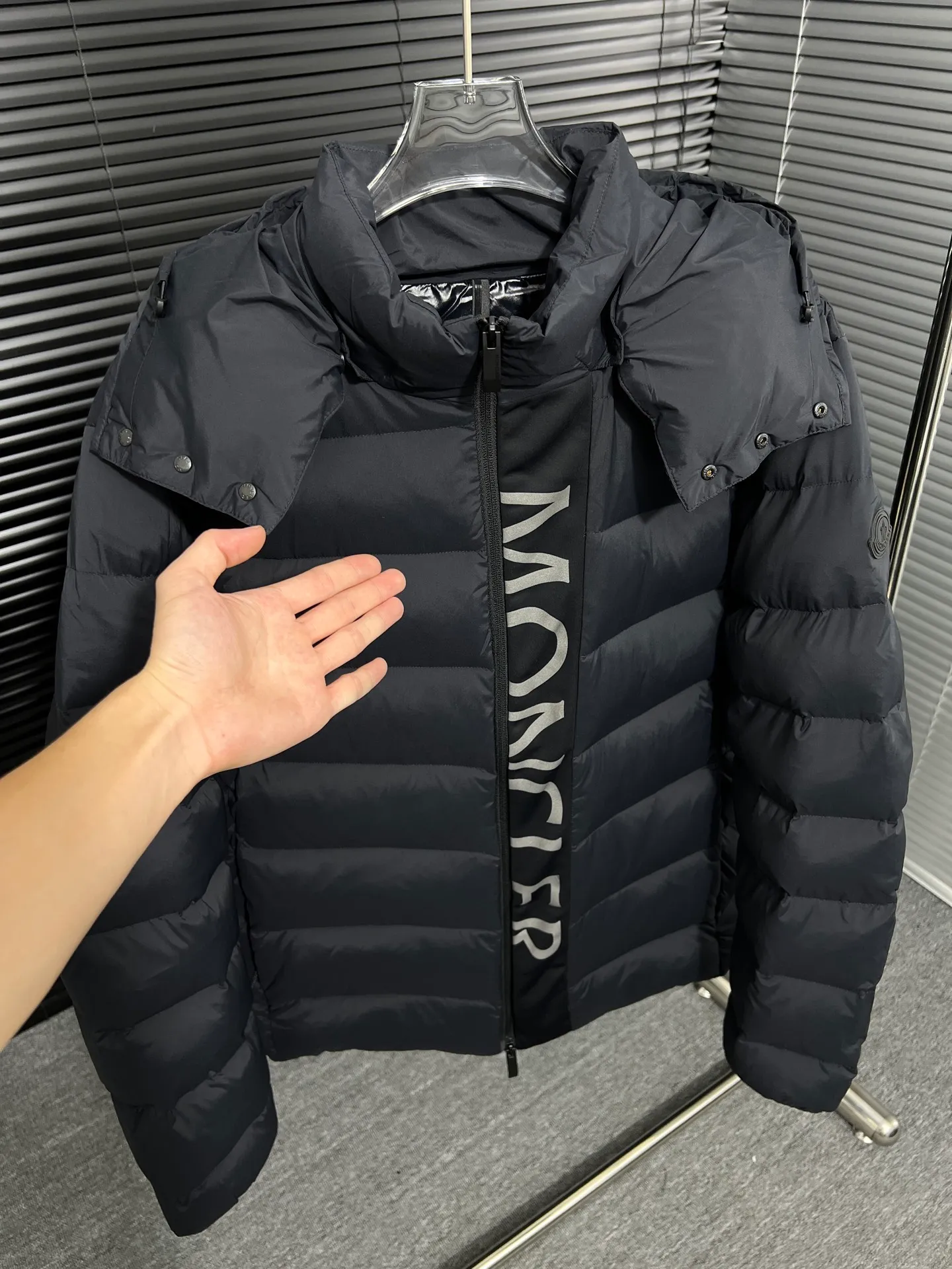 P680 Moncler Mouth Mouth 23FW latest style clothing, hat can be removed at will, color: black, size: 12345