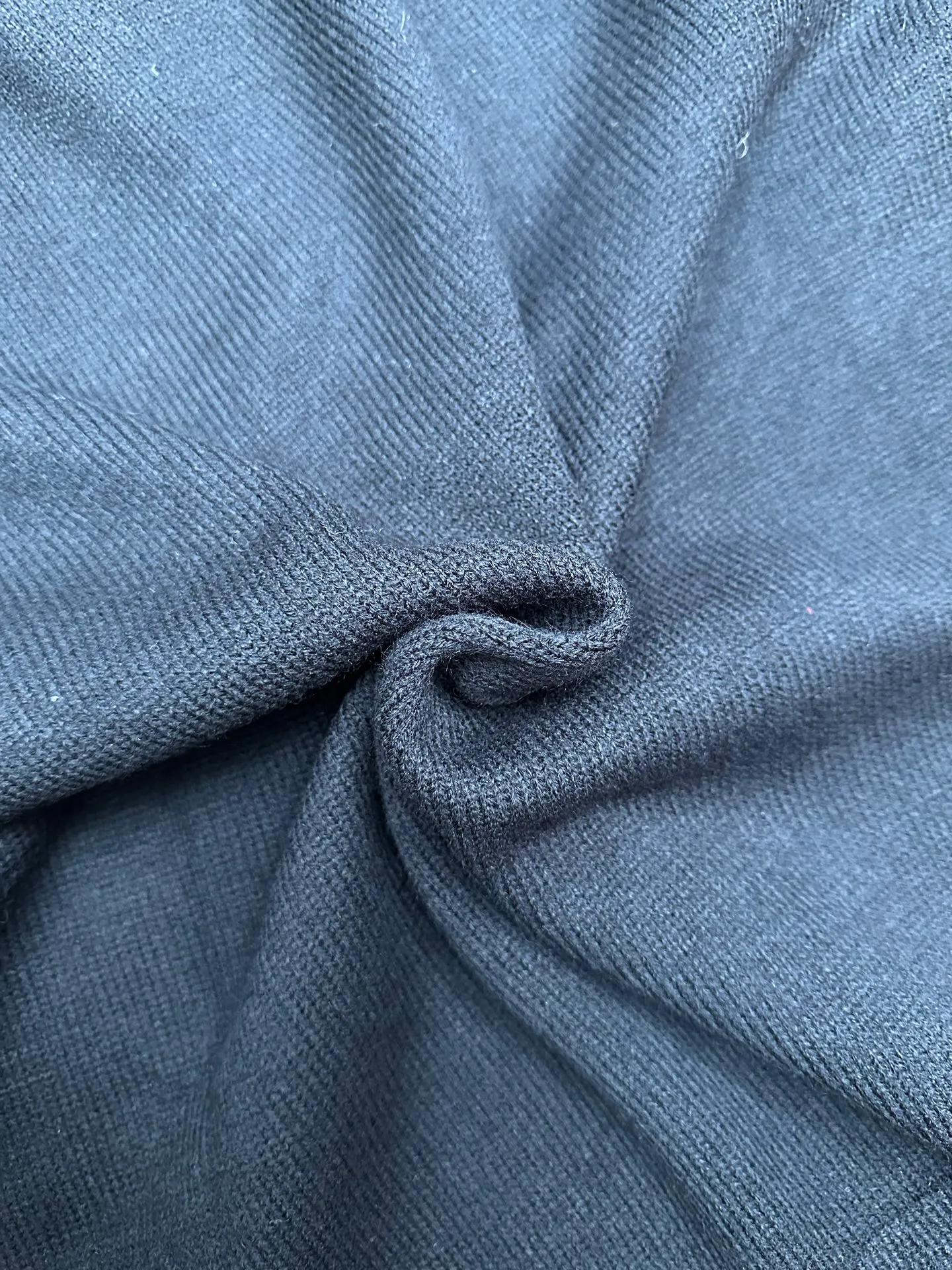 P450 💰MONCLER embroidered logo round neck long-sleeved sweater, genuine product purchased and developed by 3773, 35% wool double-ply blended wool, using Japanese imported loom (silver flute) seven needles, wool enzyme washing, wool jacquard, customized 1:1 chapter, customized 1:1 trademark, fitted version size: S M L XL