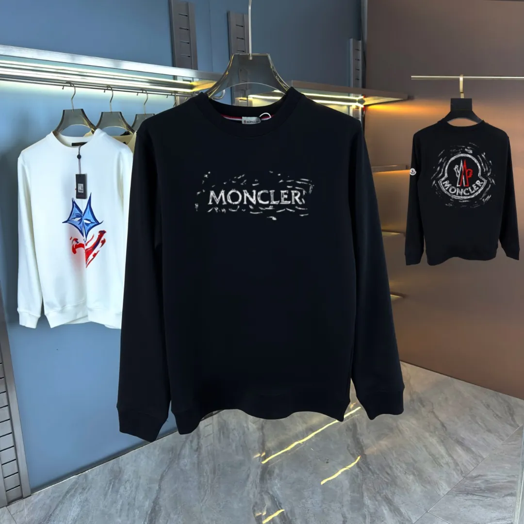 P210 High-version sweatshirt) [Long-term stock] 〖𝐌𝐎𝐍𝐂𝐋𝐄𝐑~Mask〗 Made of 440g heavy-weight fabric. It is different from the market currency. It can be matched with any variety and is properly handsome. 😎The whole dress is made of double waistcoats. The double waistcoats make the whole dress more three-dimensional. Not ordinary factories can do such fine work. 2025 Spring runway version of the T stage, on sale at the counter, round neck terry sweatshirt, high-end double-strand pure cotton, custom-made stretch ribs, dyed in the same vat, complete with three standards, matched with exquisite embroidered LOGO on the chest, simple and advanced, same style for men and women. Color: black, apricot, white, size: S M L XL 2XL