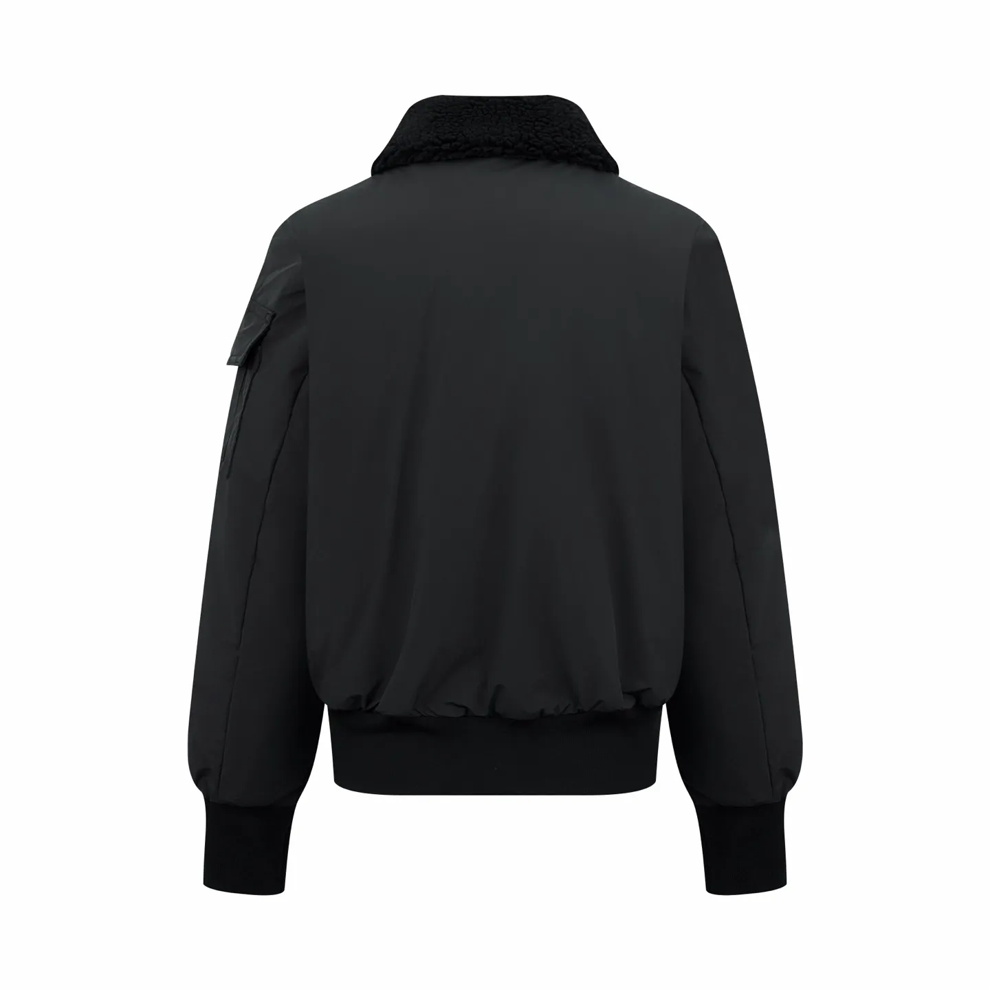 P930 [Exclusive supply] Moncler 25FW lambswool double-sided down jacket. The original purchase was RMB 18,800. The fabric is made of customized soft matte brocade and teddy velvet. It uses the new national standard 90 white duck down (welcome to test). It has a full amount of down and is warm. It is light and fluffy. It exudes an irresistible charm with a pure and ultimate black tone. The fashion code is hidden on both sides to unlock multiple styles. One side is as matte as the deep night. Cold and neat, it outlines modern simplicity. The other side is made of teddy velvet like dark night velvet flowers. It is soft and mysterious, smudged with retro warmth. The iconic Moncler logo appears on the sleeves. It is fully recognizable. The style can be switched at will. It is unrestrained and free. It shows nobility. It subverts the traditional avant-garde design and redefines the boundaries of winter fashion. Becoming the most intimate companion in winter, computer mechanical velvet filling Prioritizes the production of liner pattern To determine the down filling area and determine the weight of down per square meter according to the original three-dimensional effect, thereby calculating the filling amount of each cut piece. The computer down filling machine uses a digital weighing unit to achieve stable measurement, and the computer template machine lines the line. The line process of the computer template machine shows extremely high neatness and smoothness. The craftsman accurately controls the size during the operation to ensure that each line meets the design requirements. The lines of the entire template are smooth and unified, neat and beautiful, and ergonomic three-dimensional cutting. Return to traditional craft techniques through segmentation and folding. Shrinking and stretching technical techniques. The so-called slow work and careful work are the respect for the material and the pursuit of hand feel. The workmanship is complex and tedious. Slow aging. High loss, manual repacking and opening of the bag. For high-density and heavy teddy velvet fabrics, special bone needles are used to accurately lift out the three-dimensional structure of the bag mouth on the back of the fabric. It is a two-stage operation of single-layer basic shaping and multi-layer edge reinforcement. Size:1-2-3-4