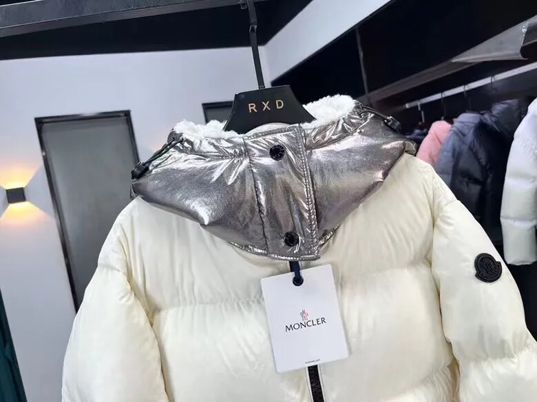 P640 Moncler/Moncler Autumn and Winter New Bufonie Series Women's Ivory White Nylon Down Jacket White Lamb Wool Splicing Hood 012