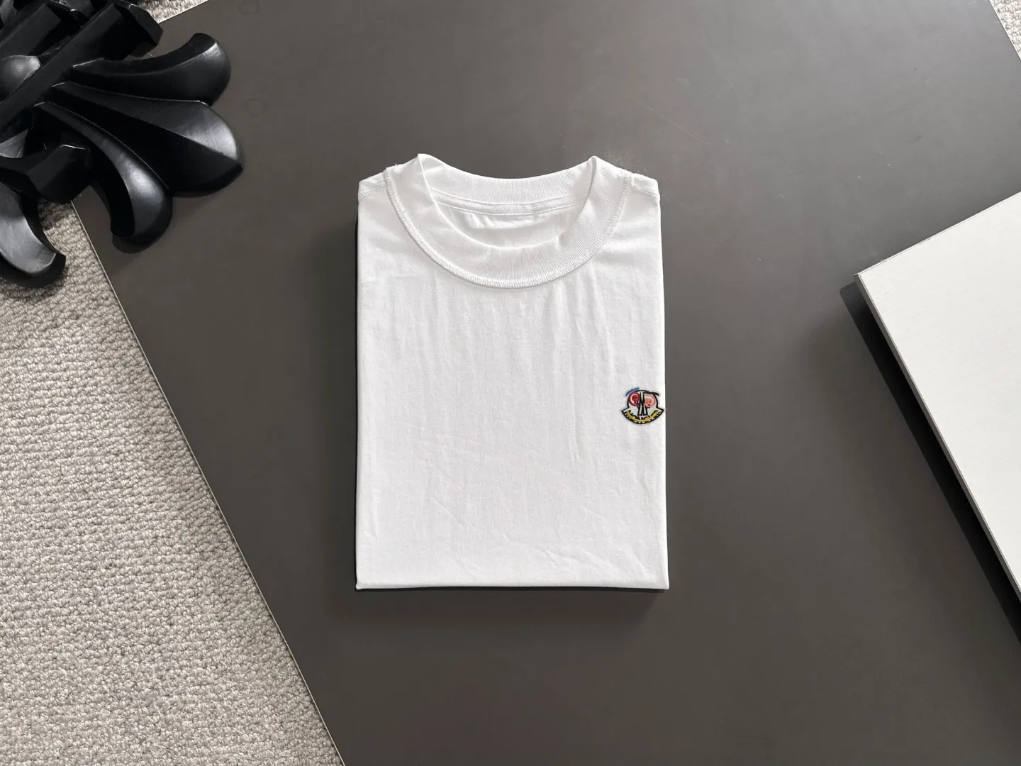 Next day shipping P460 MONCLER/Mongolian high quality 2025 spring and summer new casual heavy industry suit exclusively developed by yb! High quality production! Imported custom-made fabrics for foreign orders, with high breathability and comfort, impeccable details, brand element design concept, delicate and soft feel! It presents a casual cut and the upper body shape is great! On sale simultaneously on the official website! From a high-end men's positioning brand, the low-key luxury taste is irresistible! Exquisite workmanship and impeccable quality! The overall style is simple, fashionable and timeless, fully meeting the requirements of stylish and tasteful dressing! Size: S-XXL