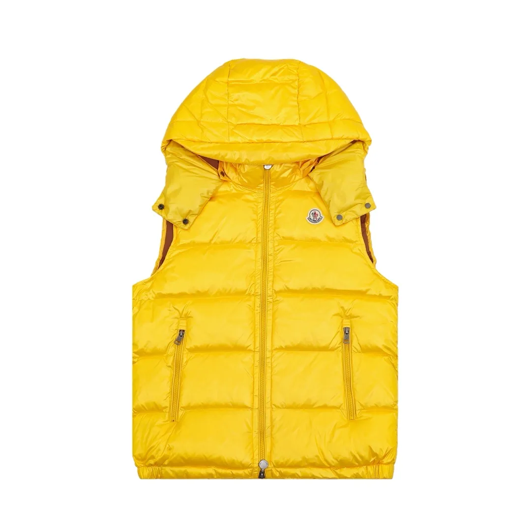 P560 Moncler maya/mask hooded logo down vest Size: 1-5