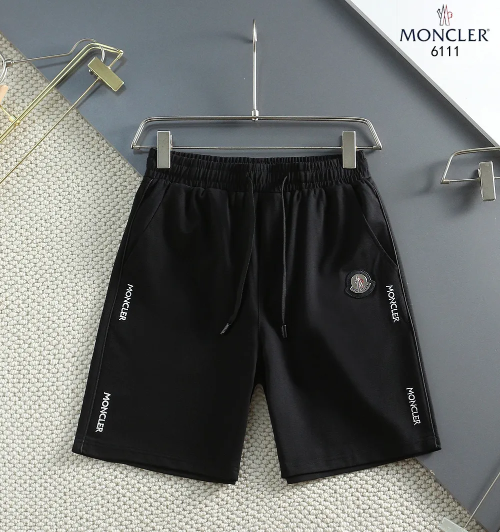 P210 🌸🌸 Moncler 2025 spring and summer new trousers [knitted trousers] feel comfortable to wear, low-key yet luxurious, very high-end, with pockets designed to be fashionable and high-end. Needless to say, the trousers style and tailoring needless to say, the upper body is exquisite and vivid. Really first-class and top-quality materials. Really top-level casual pants and elastic pants, of outstanding quality. After heavy washing, the trousers are very soft and not picky. The upper body is absolutely stylish. Extremely luxurious. Size:M-4XL
